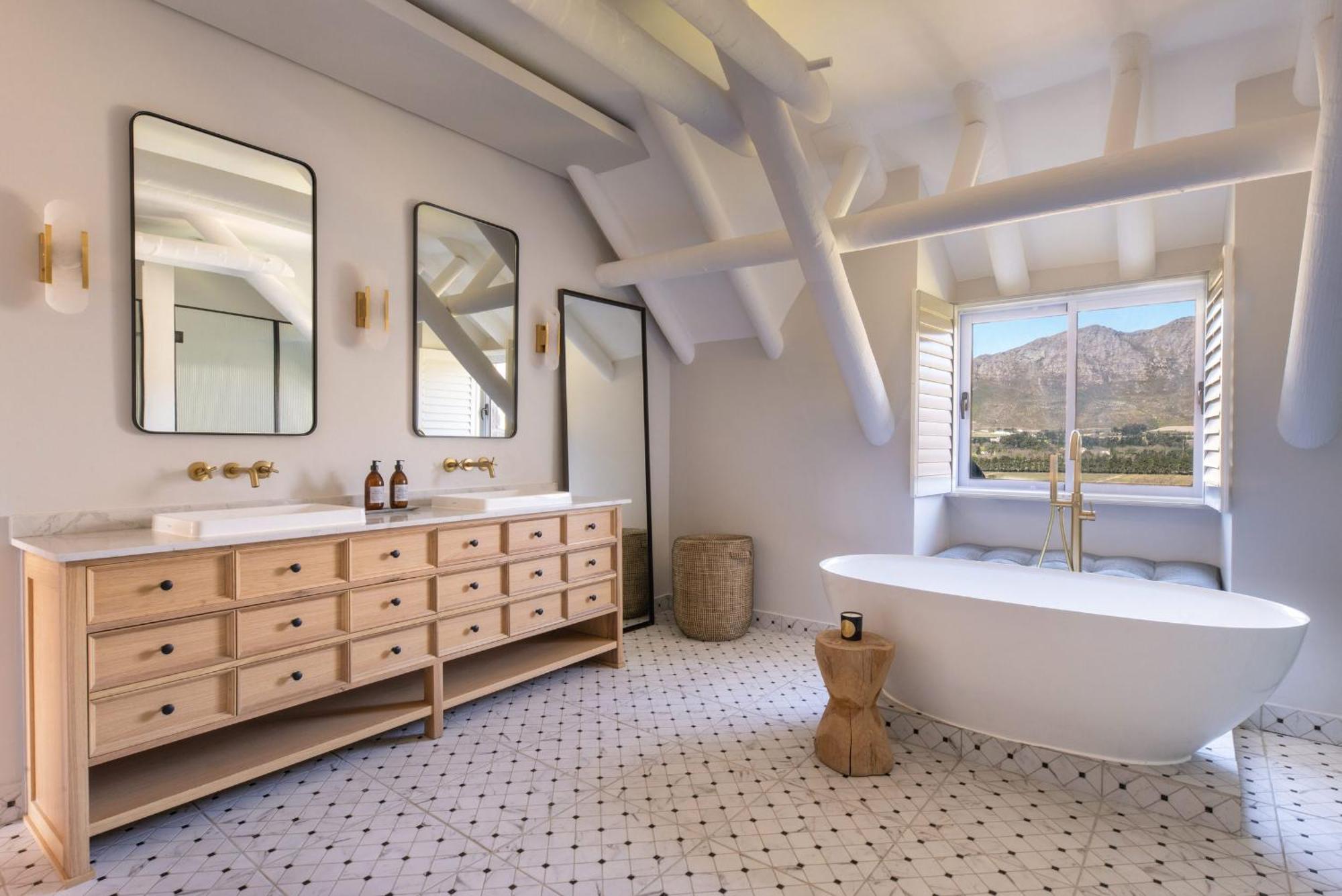 Pinotage Suite