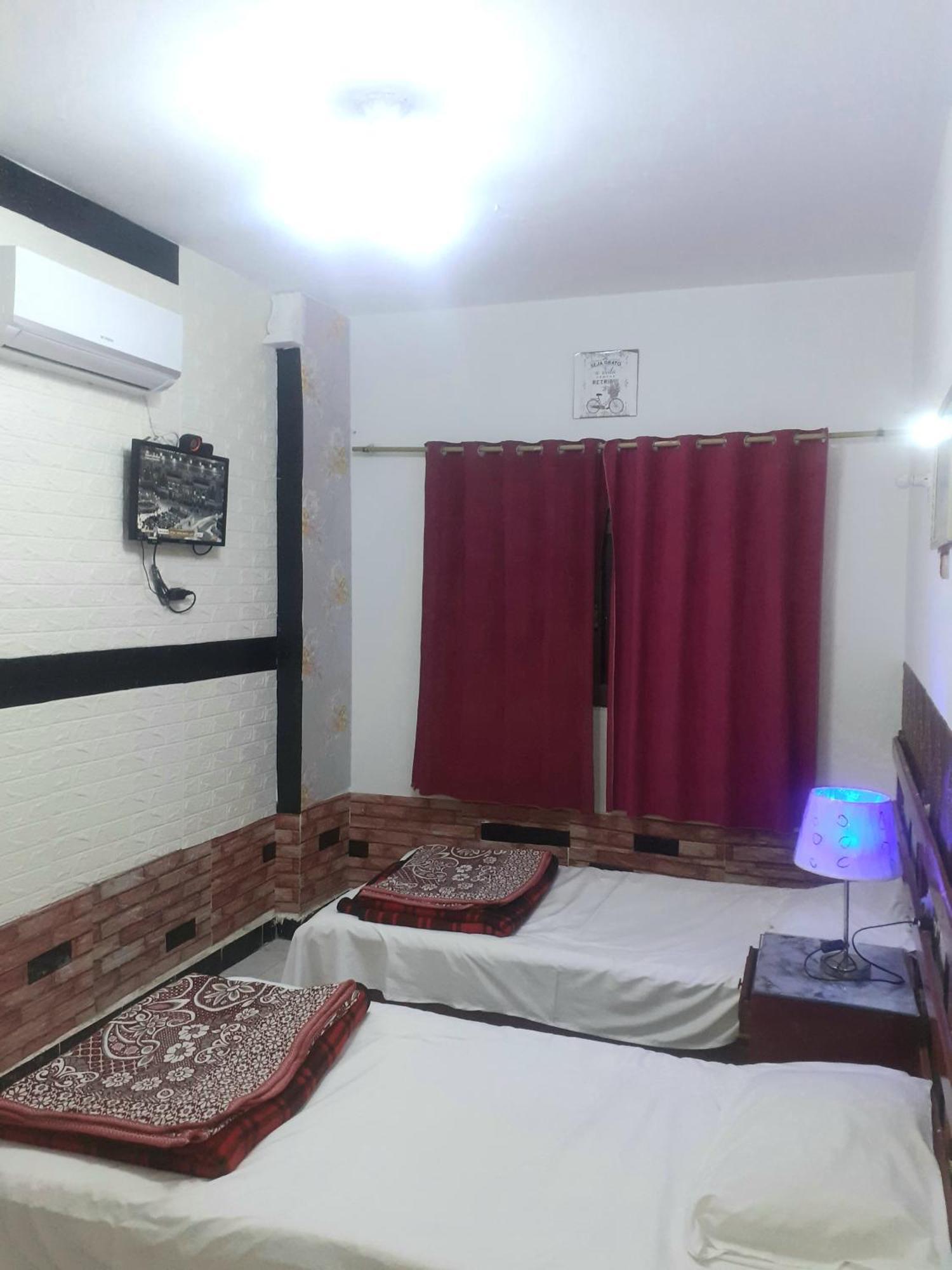 Double Room Private Bathroom