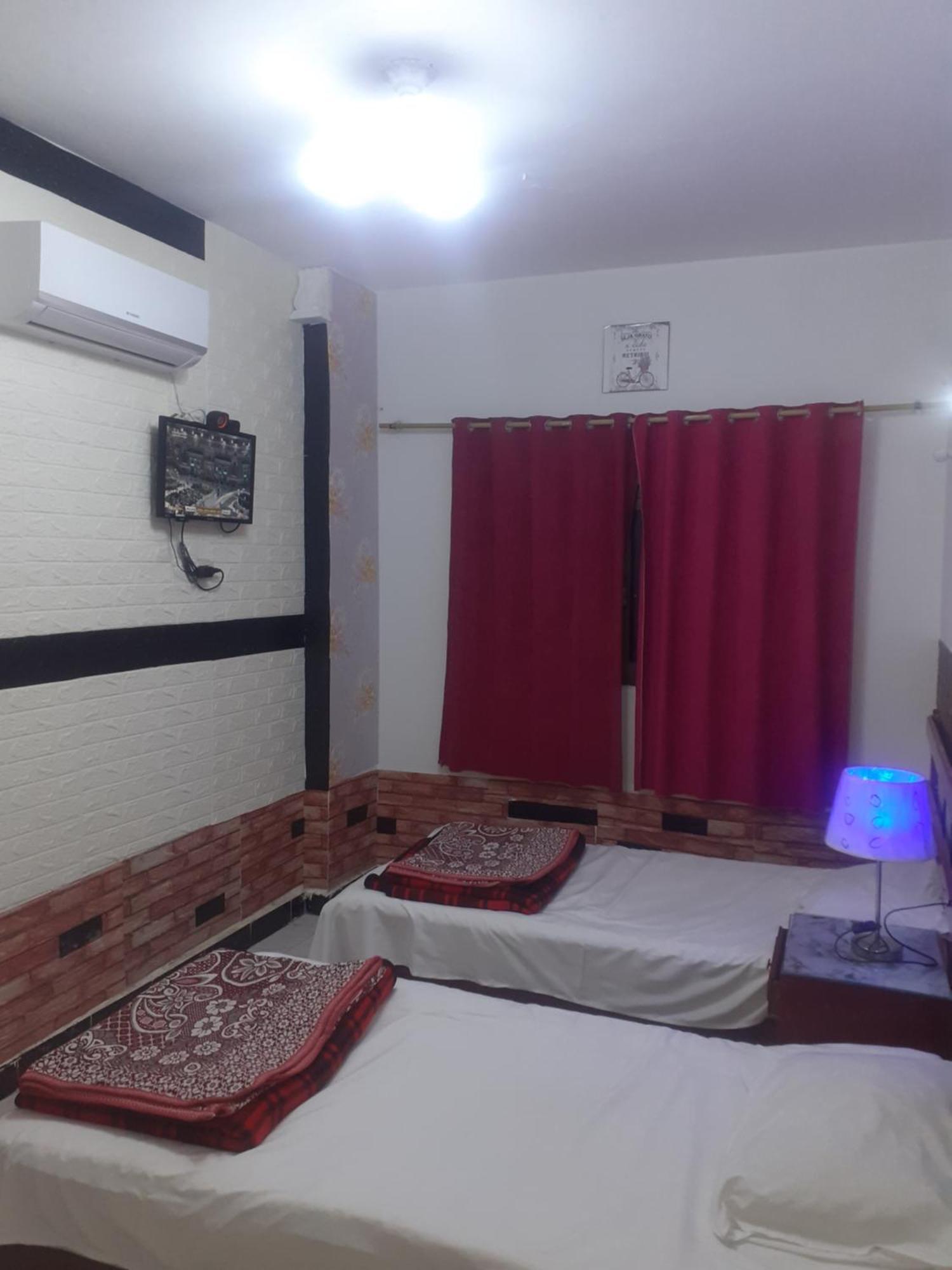 Single Room Private Bathroom
