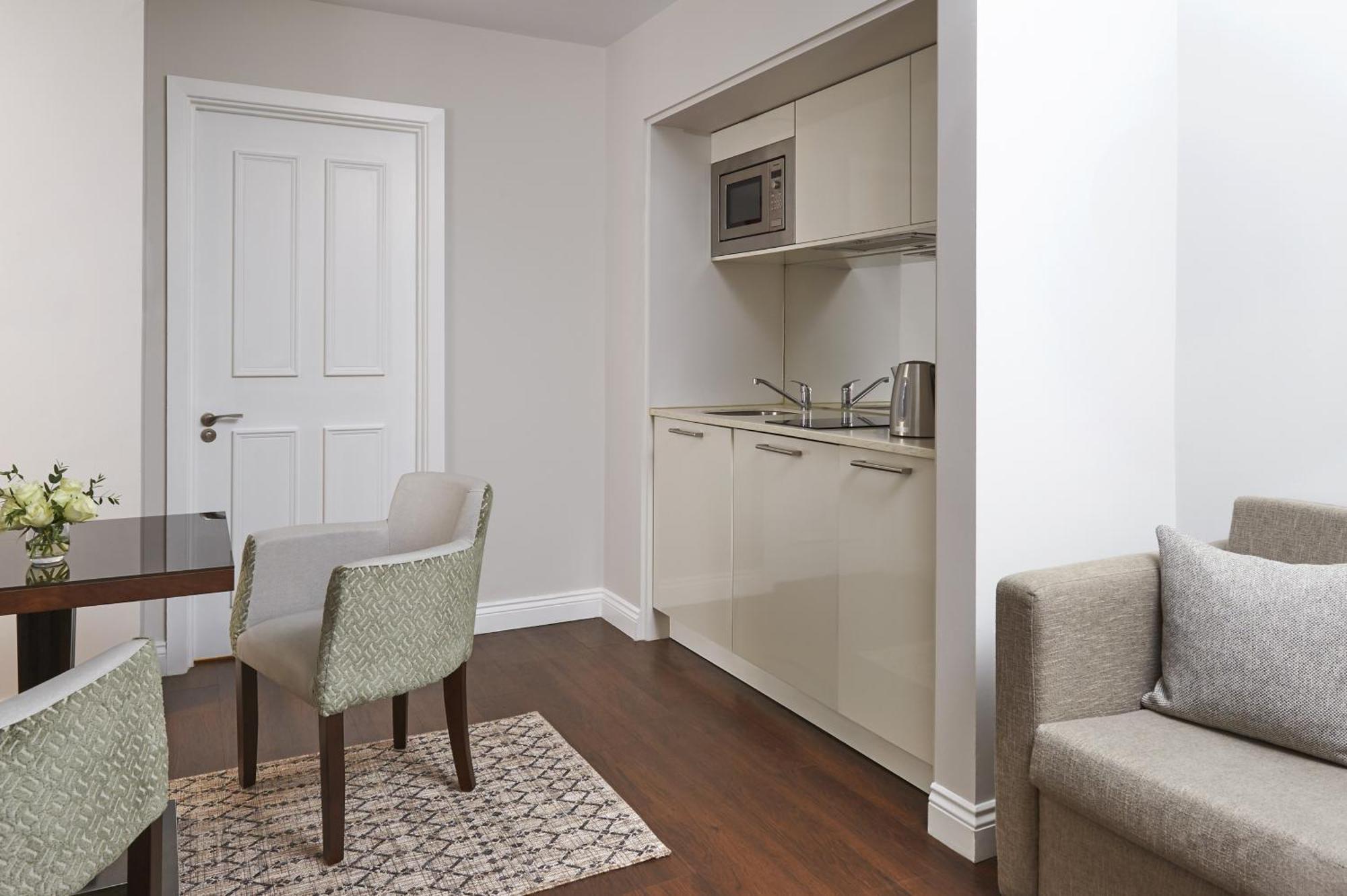 One-Bedroom Premier Lower Ground Floor