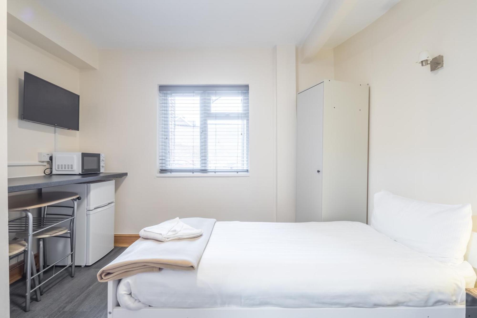 Budget Single Room
