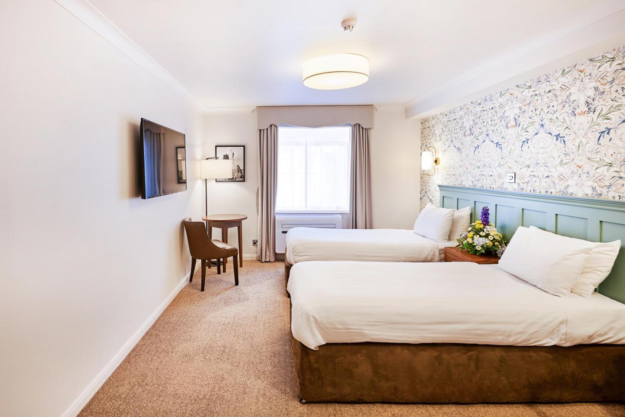 Premium Twin Room