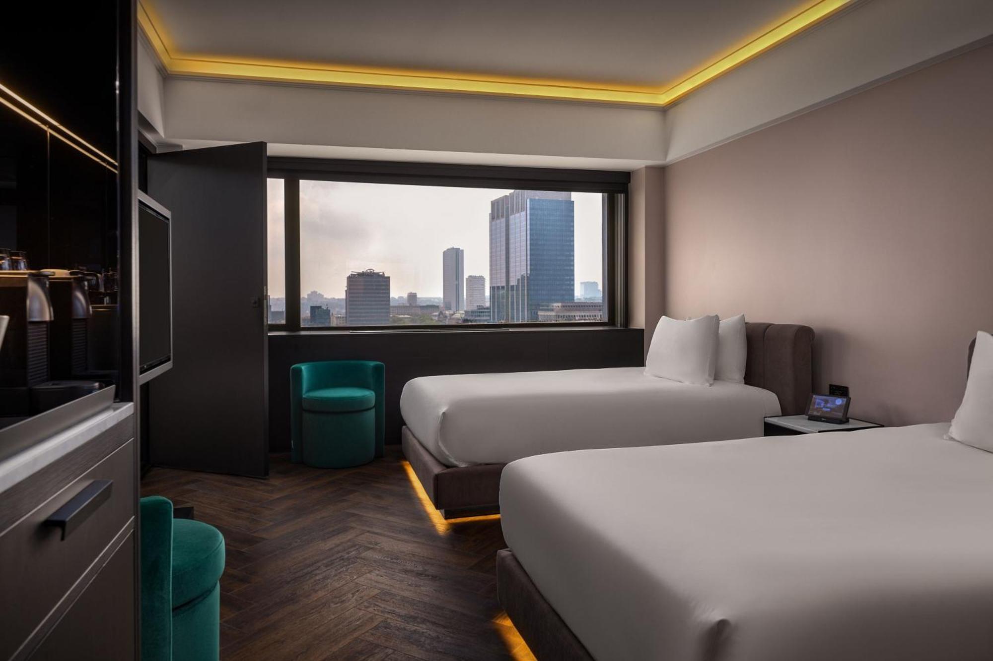 ART Twin Room Guest room 2 Twin or Single Beds