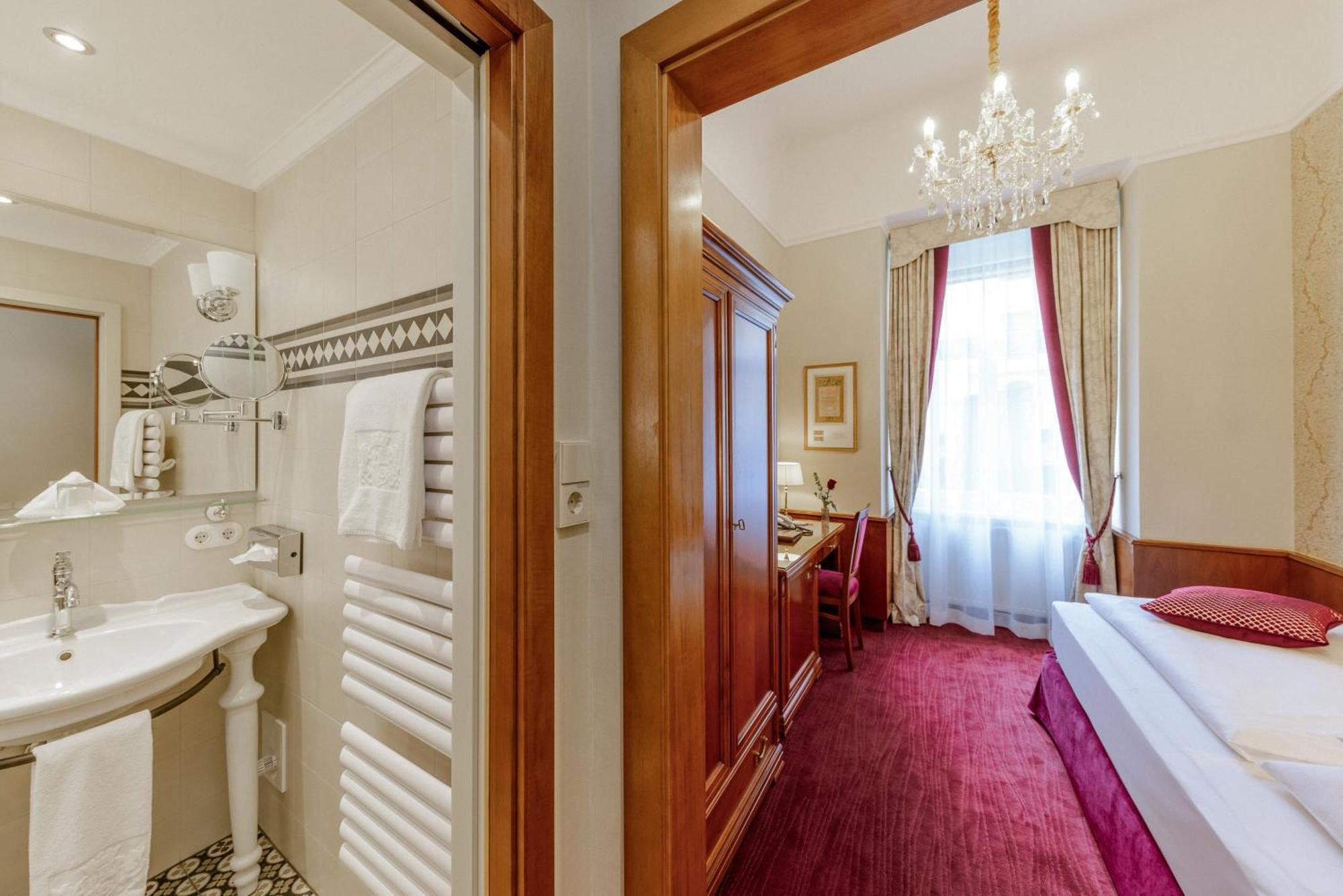 Superior Single Room