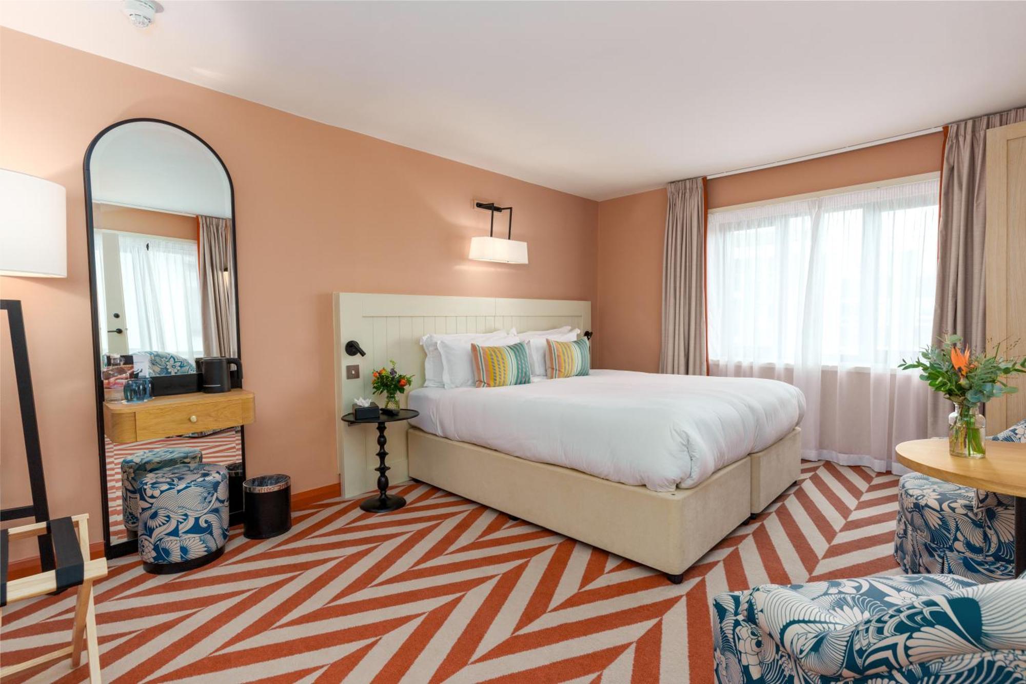 King Room,1642306858:JPEG