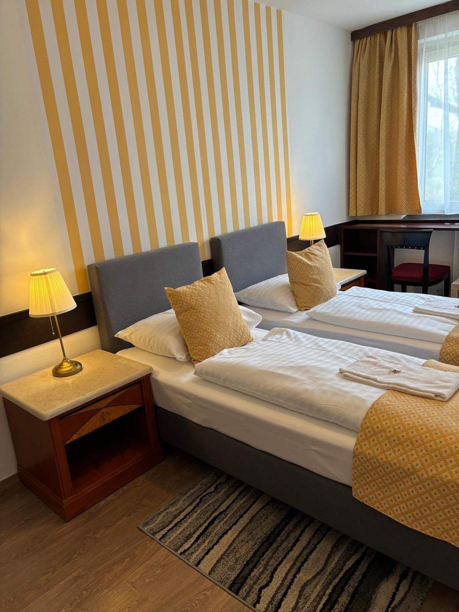 Standard Single Room