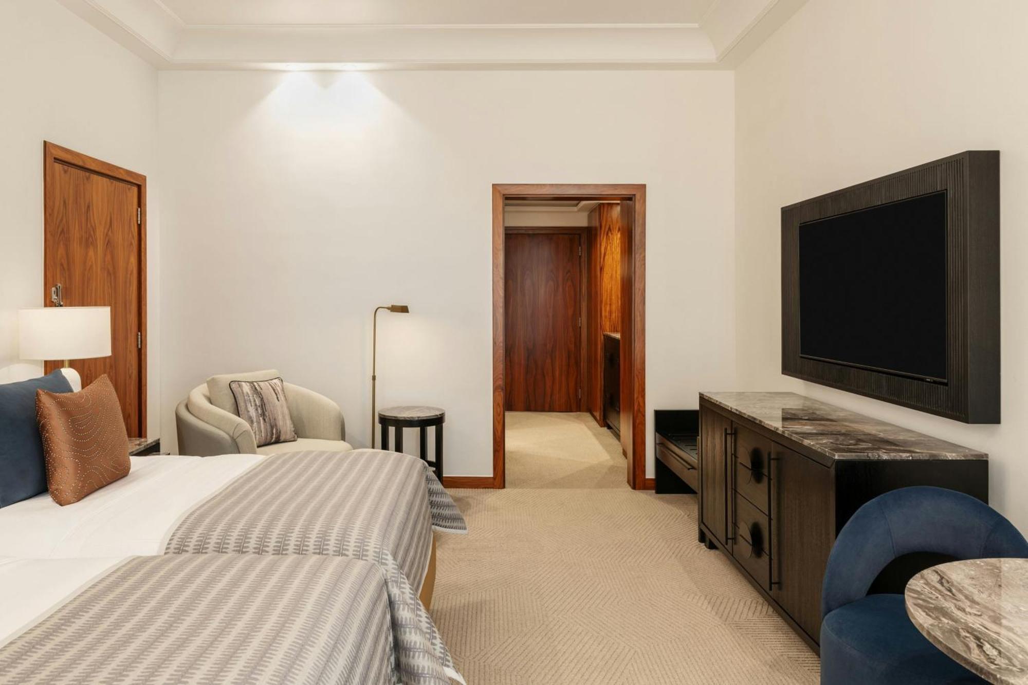 Superior Deluxe Twin Room High Floor