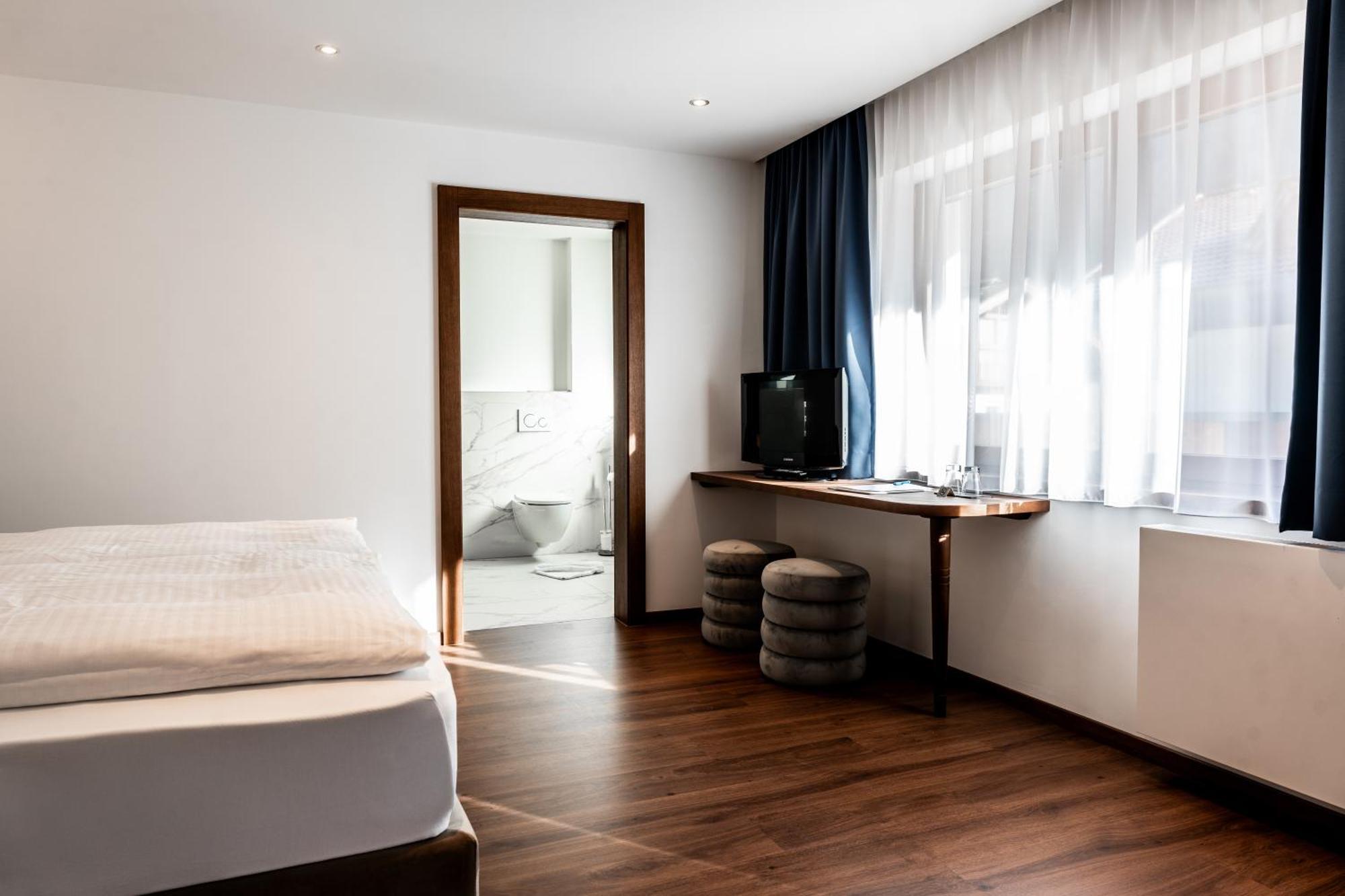 Deluxe Double Room Balcony