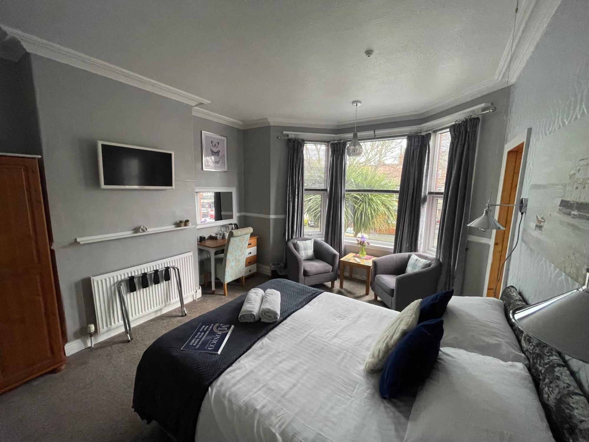 Extra Large Double Room Garden View