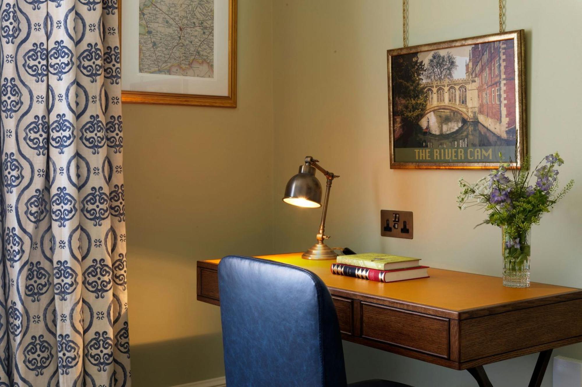 Classic Queen Room with Park View,1643136389:JPEG