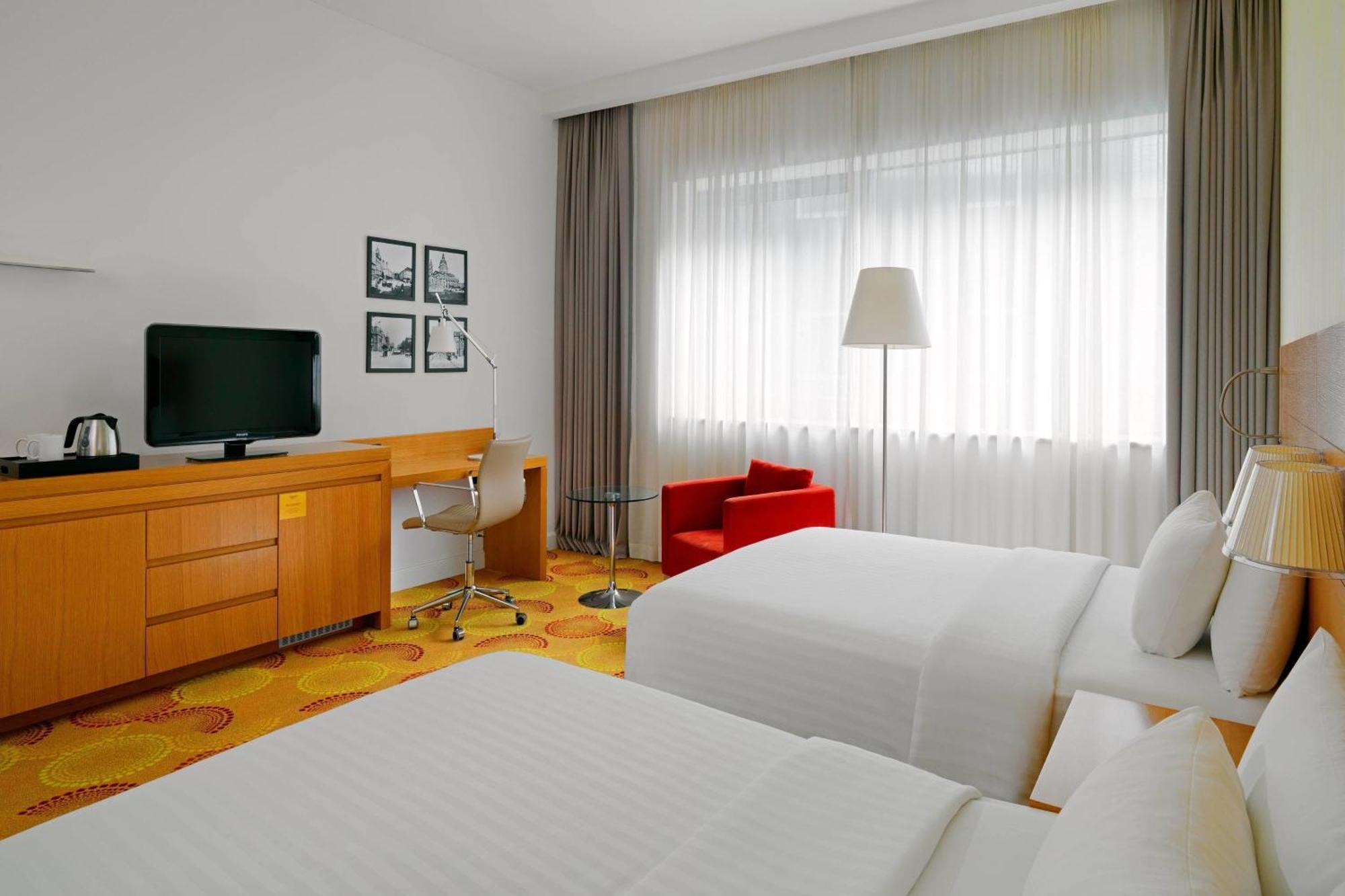 Deluxe Grand Room Two Double Beds