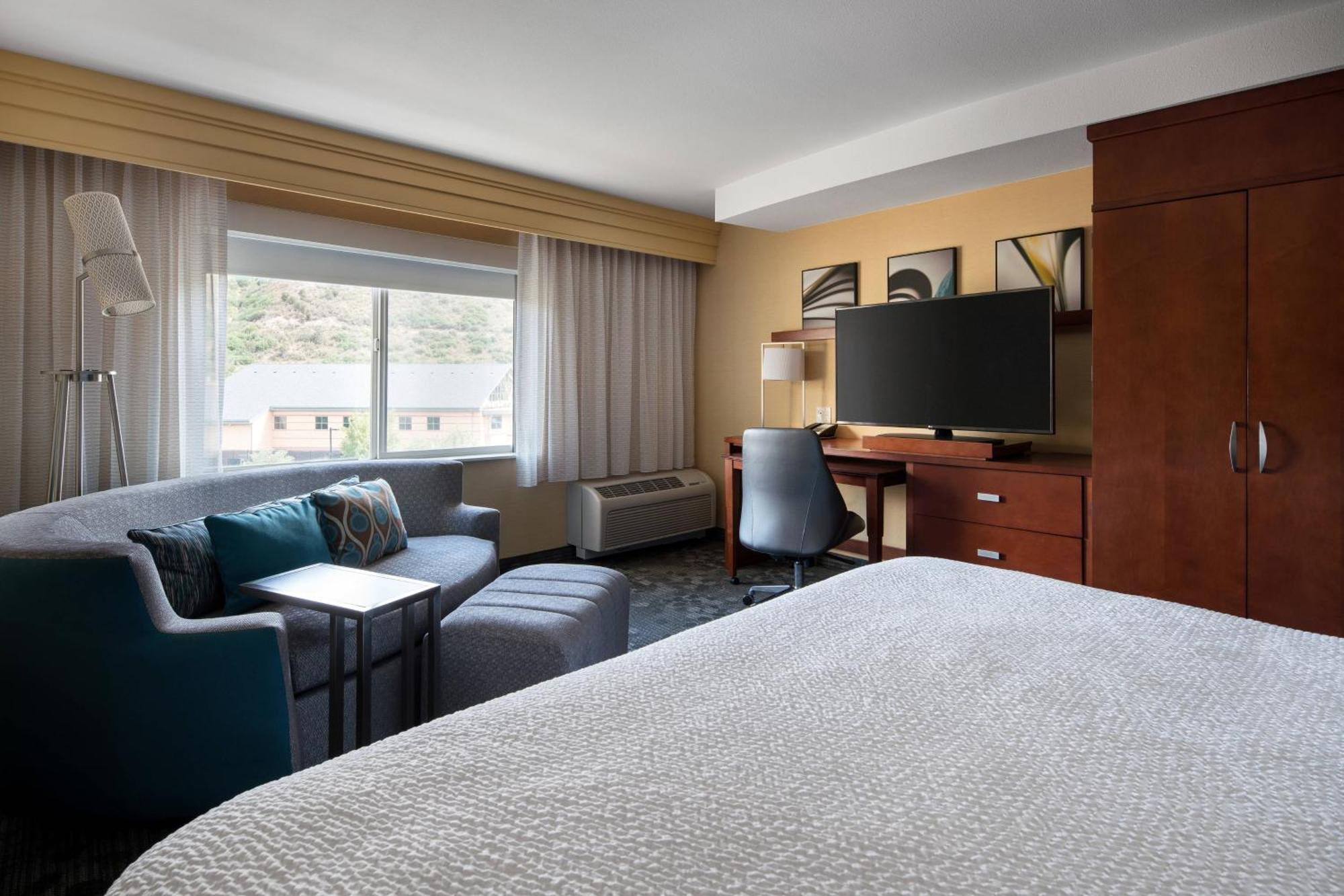 King Room Sofa Bed