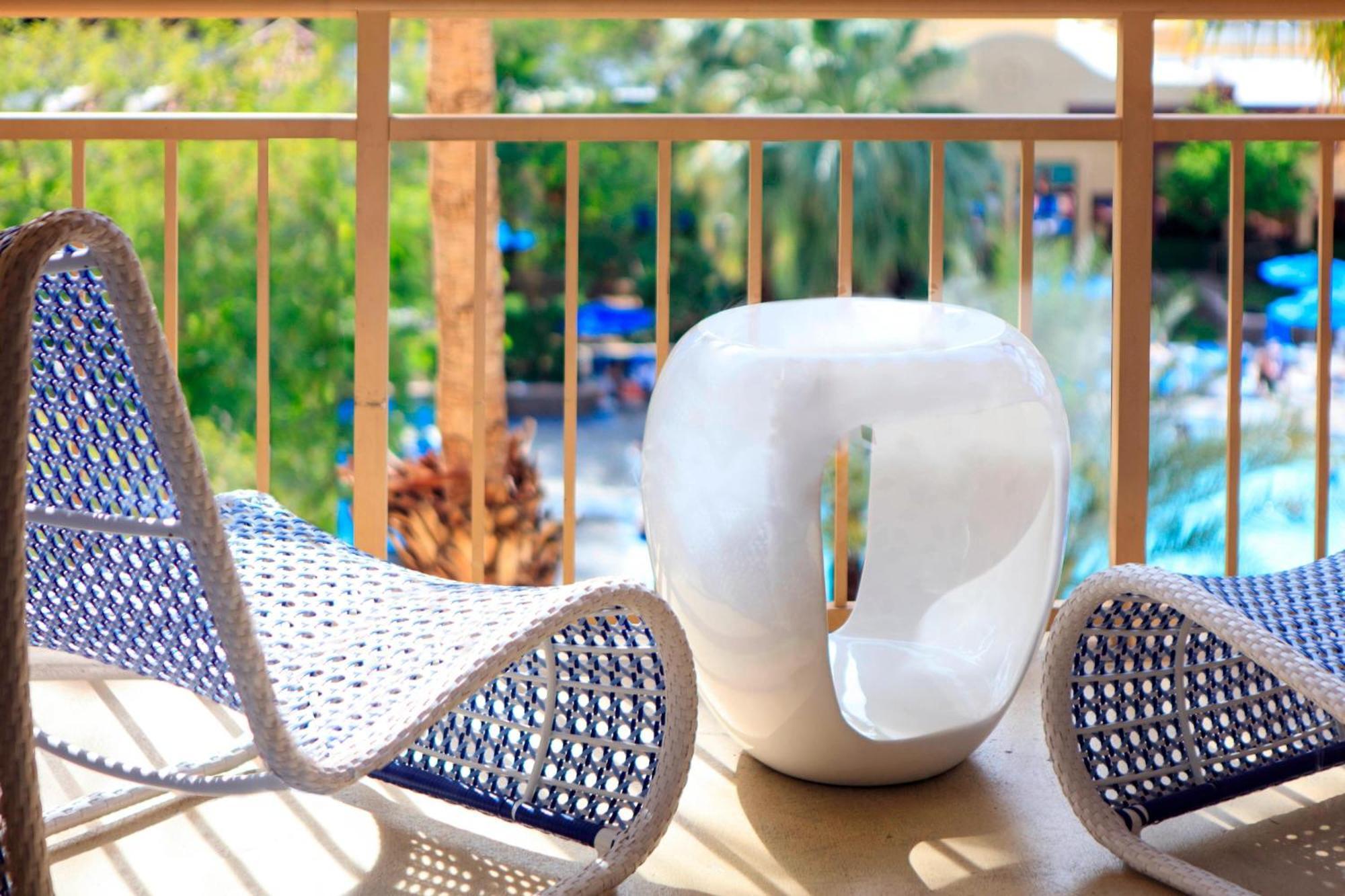 Double Room Two Queen Beds Pool View No Resort Fees