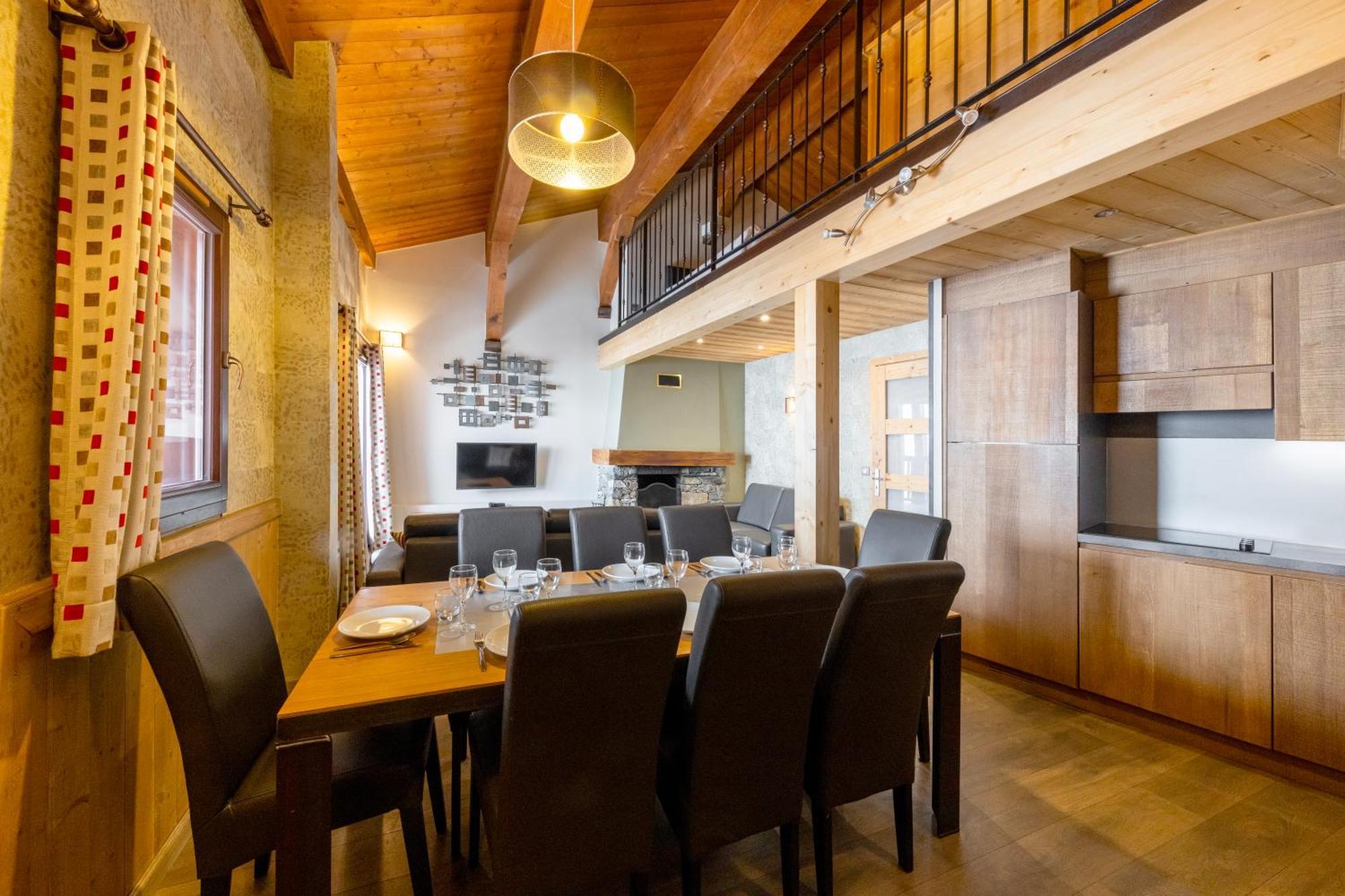 Three-Bedroom Mezzanine Apartment