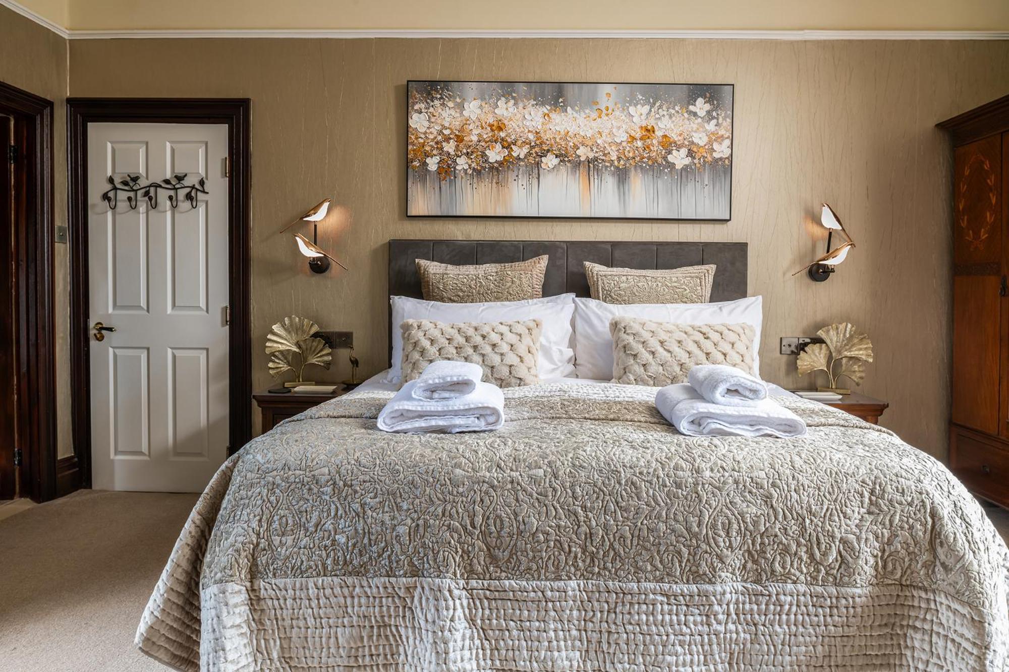 Superior King Room