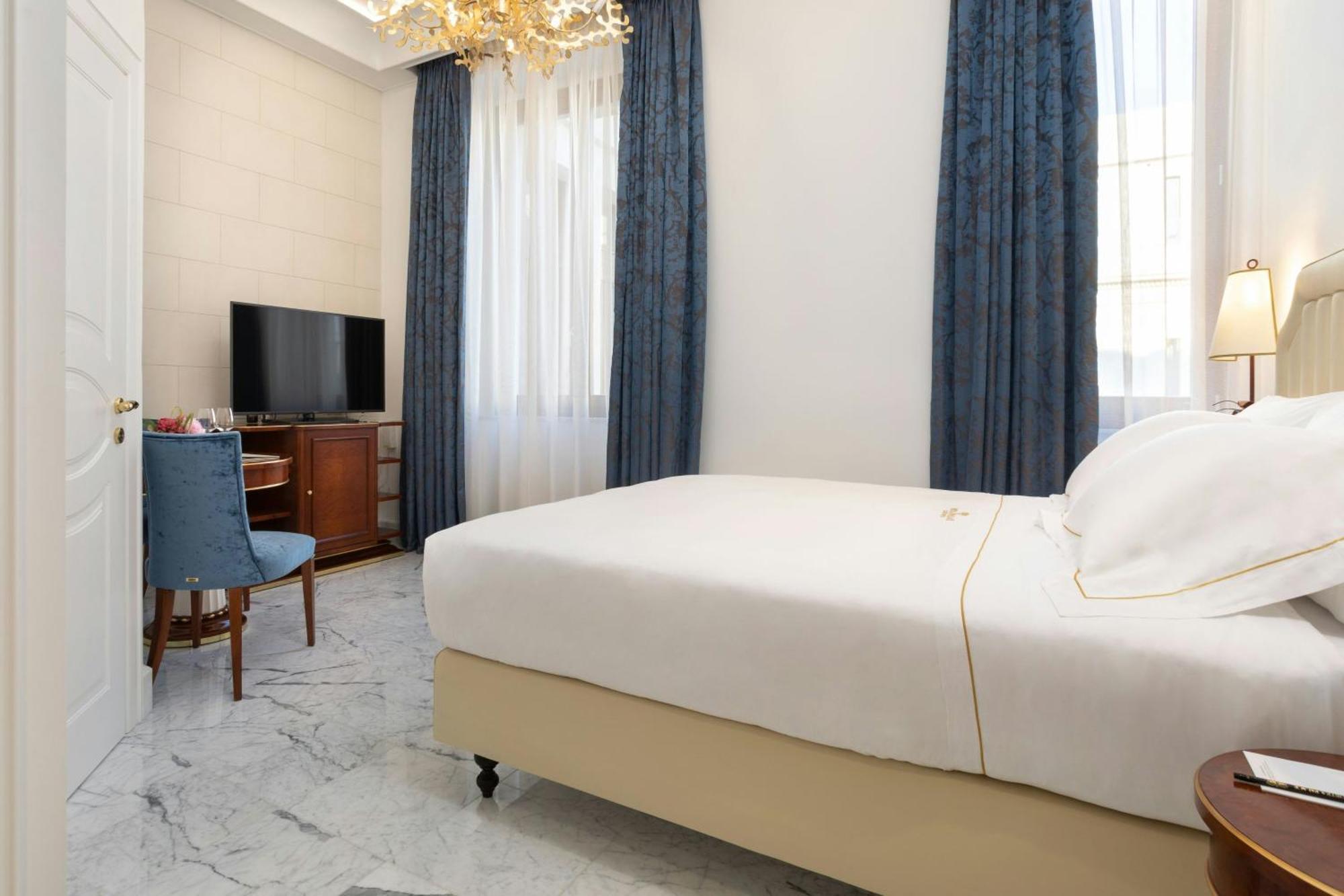 Queen Room No View