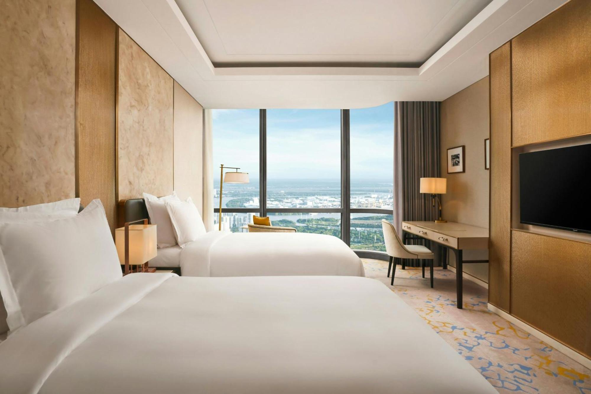 Premier Twin Room Sky View