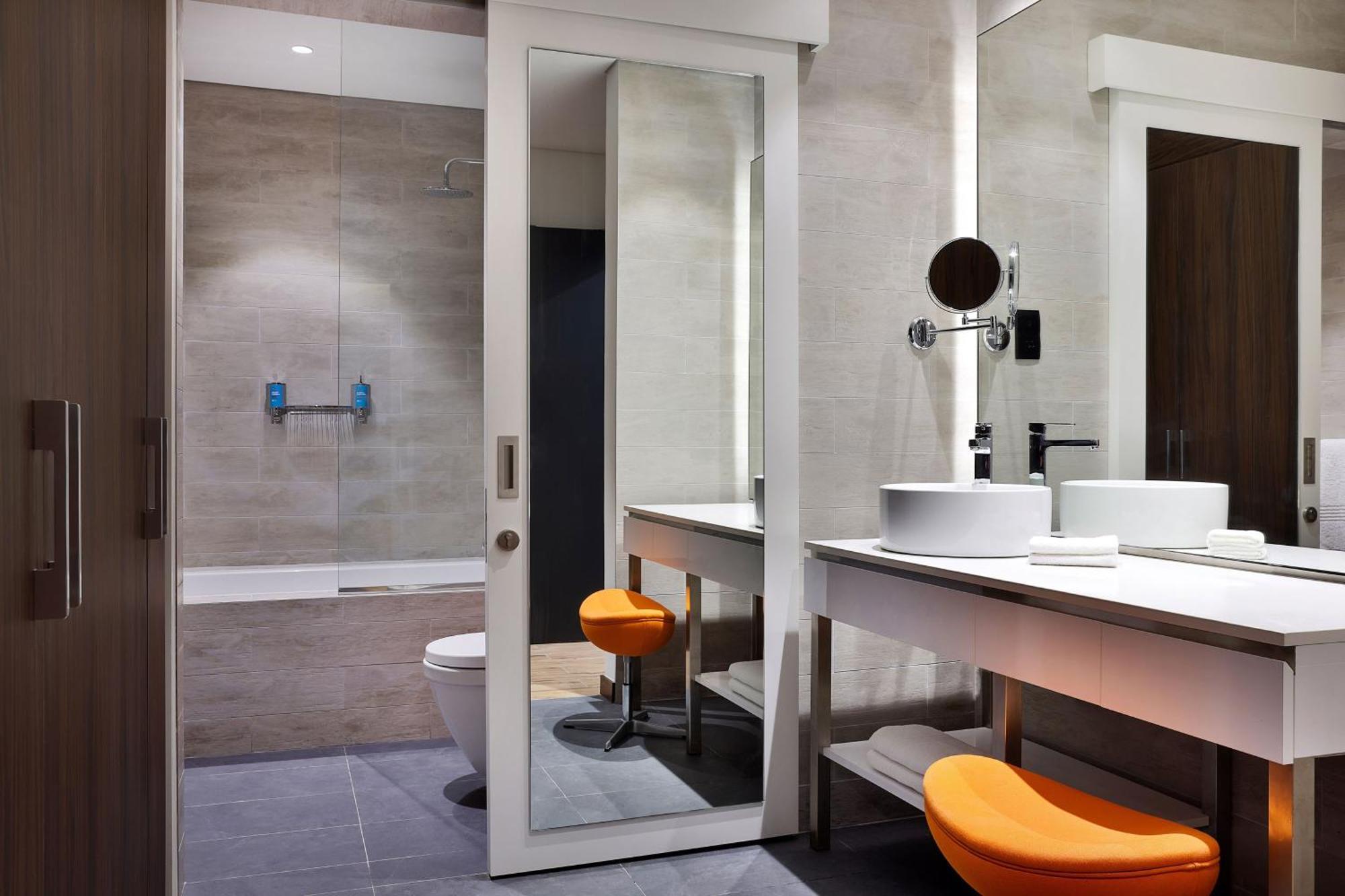 Suite Lit King-Size Aloft