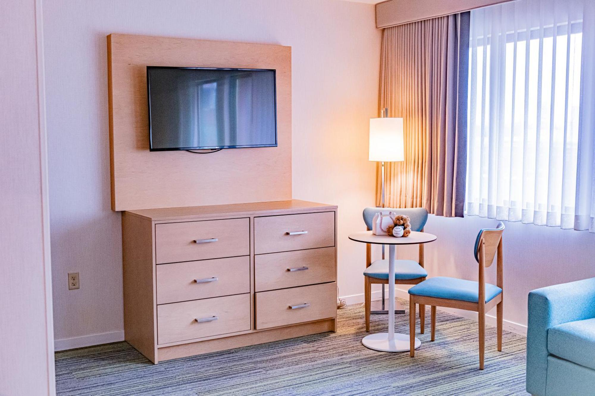 Junior Suite King Bed