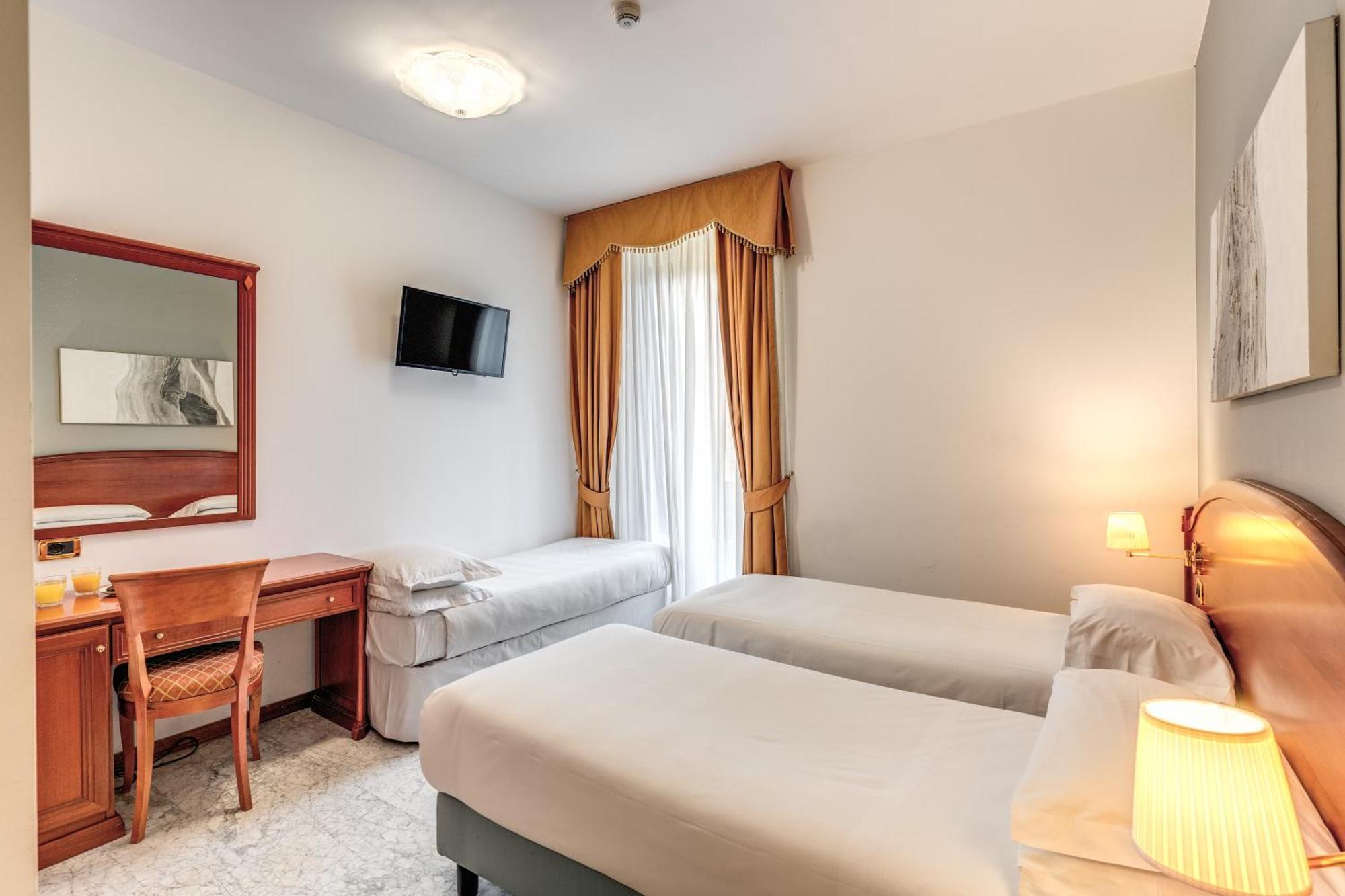 Classic Triple Room