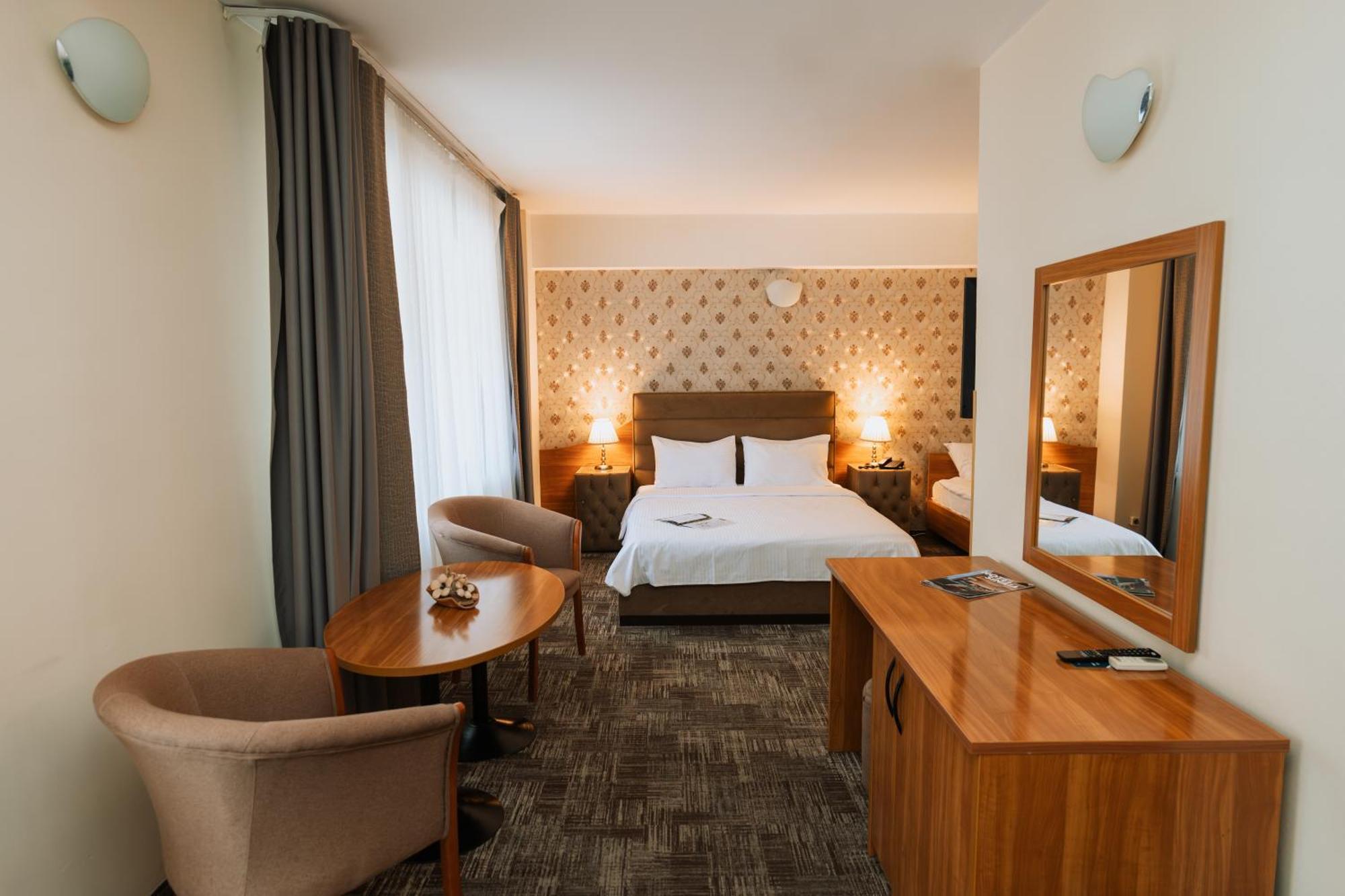 Triple Room Spa Access