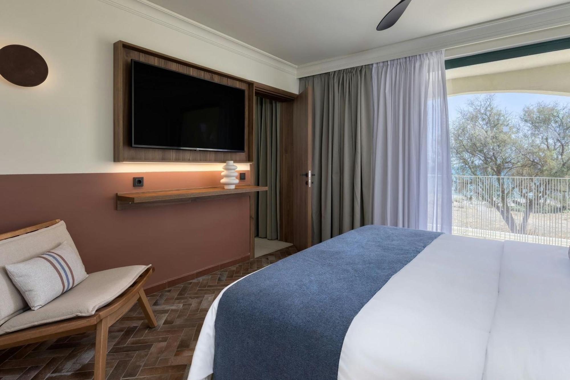 Sapphire Cozy Suite