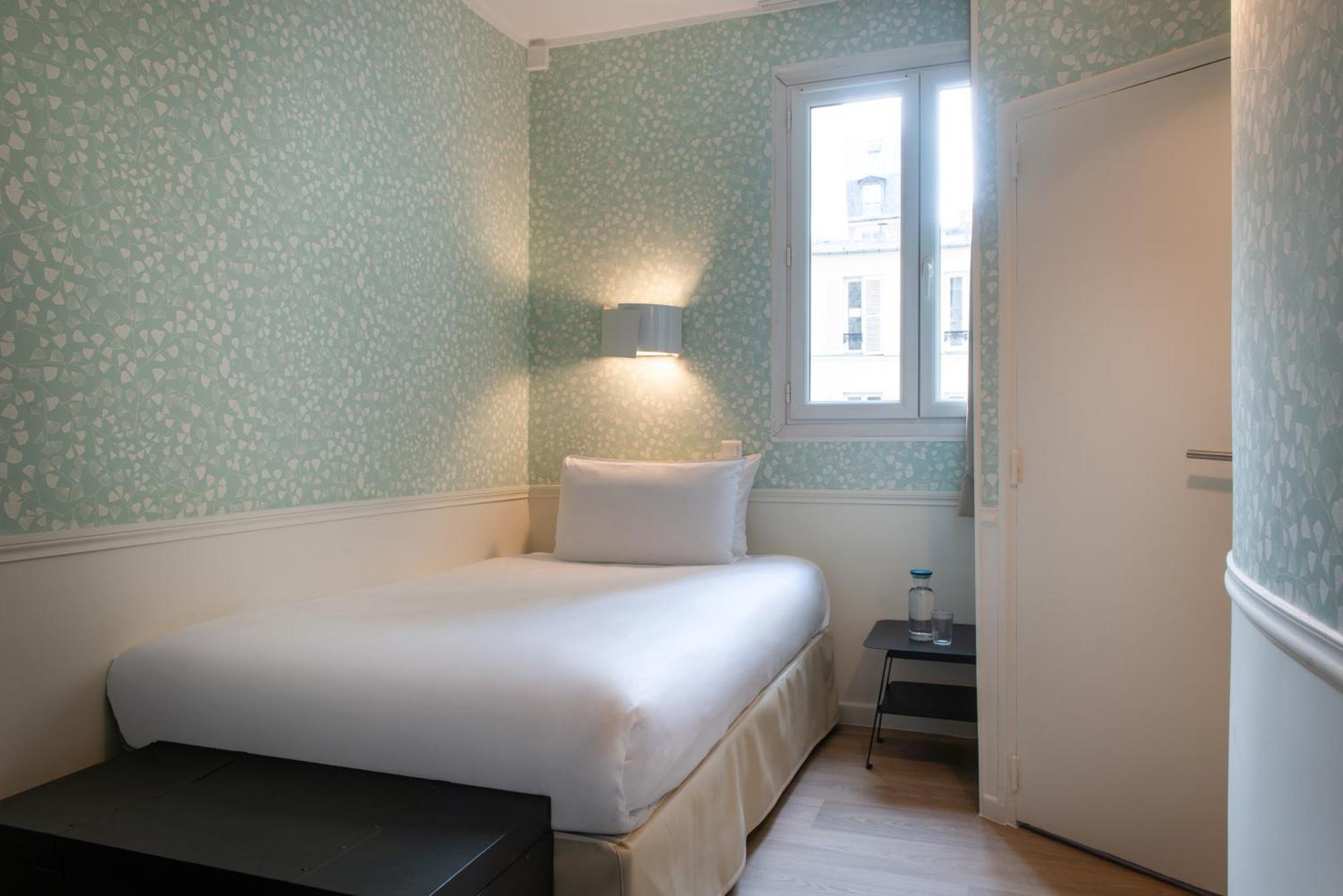 Single Room-courtyard view