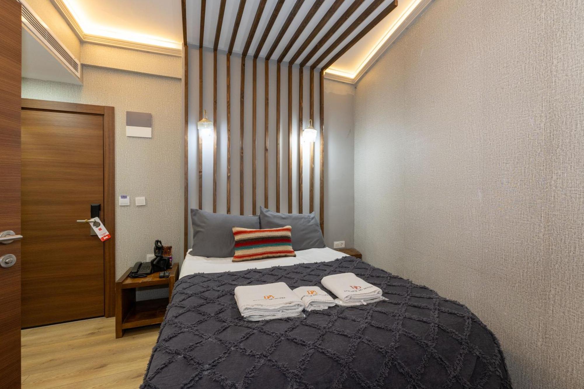 Small Double Room