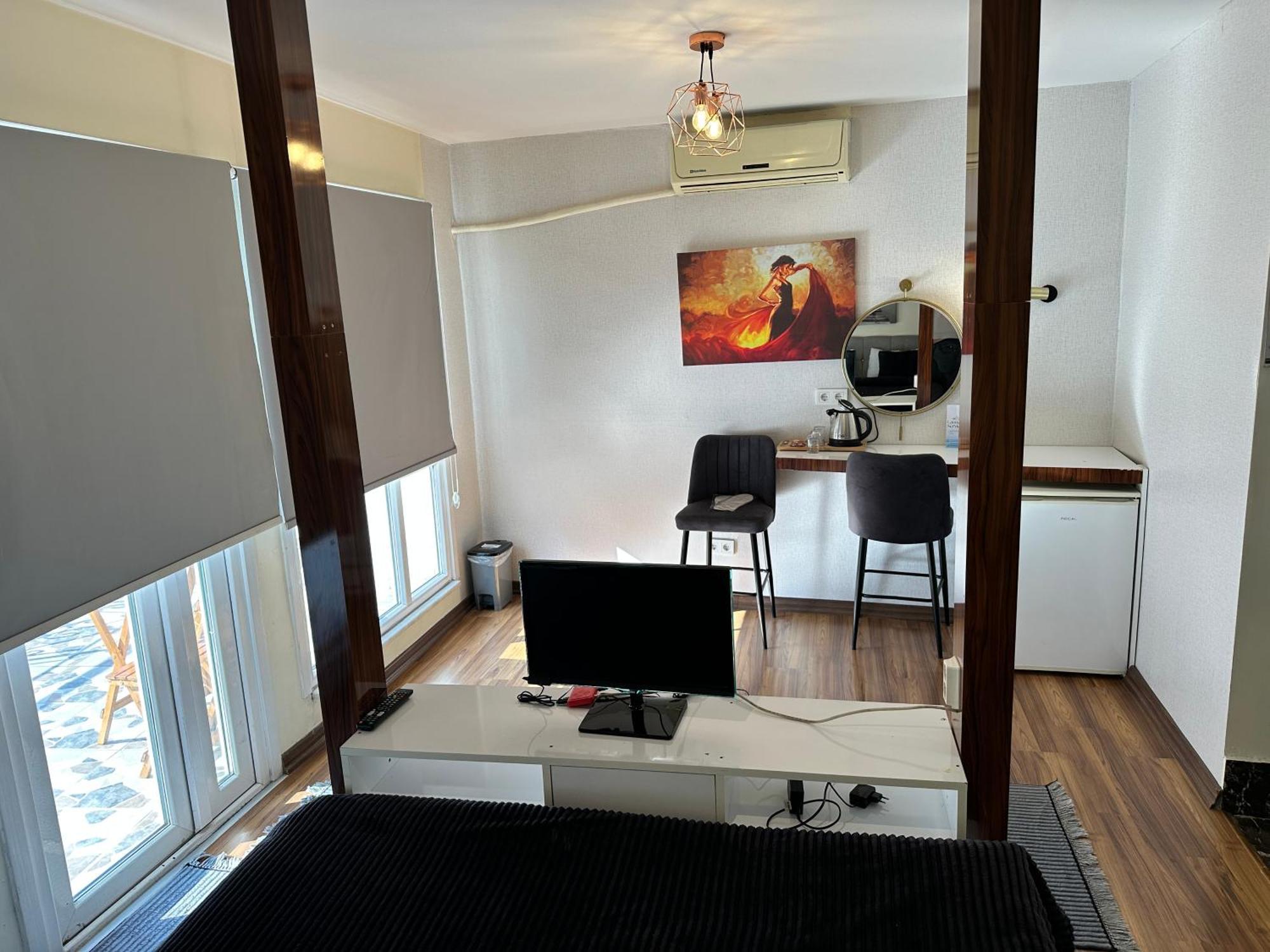 Studio Terrace