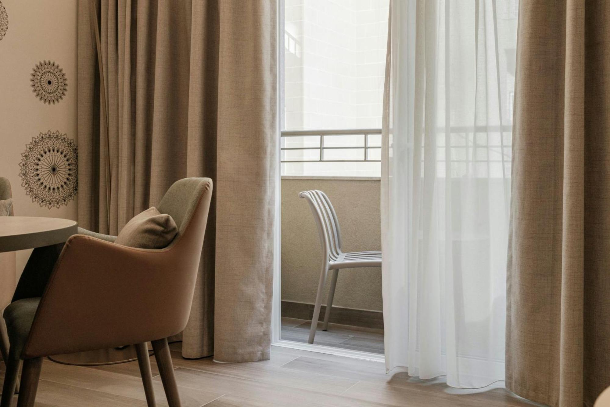 Deluxe King Room Balcony