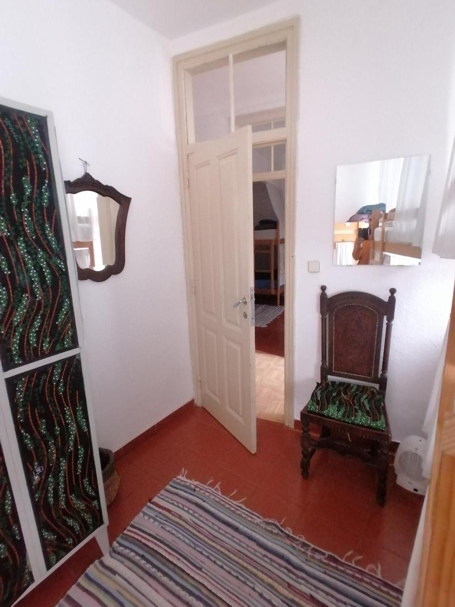 Bed 4-Bed Mixed Dormitory Room