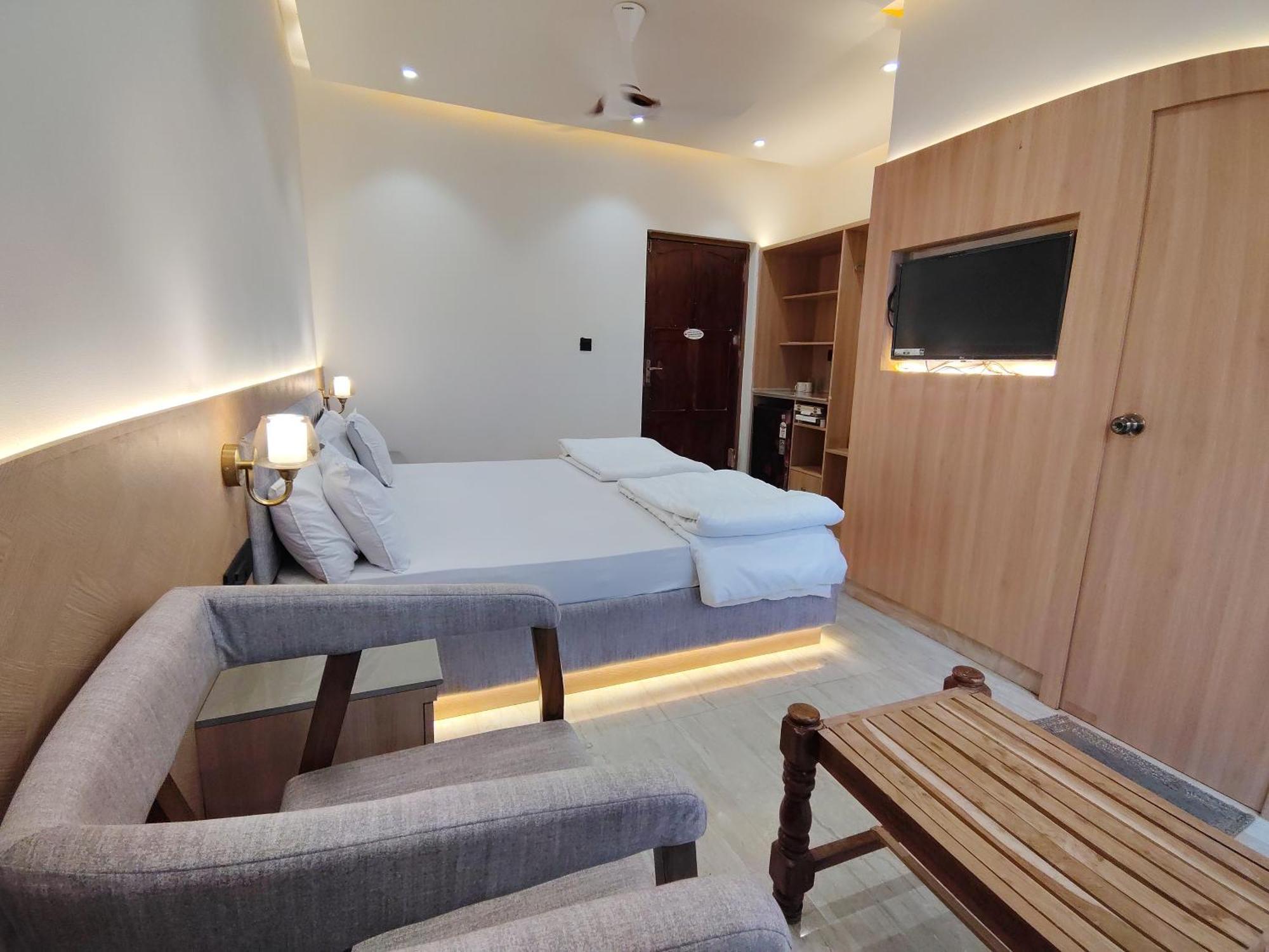 Queen Room