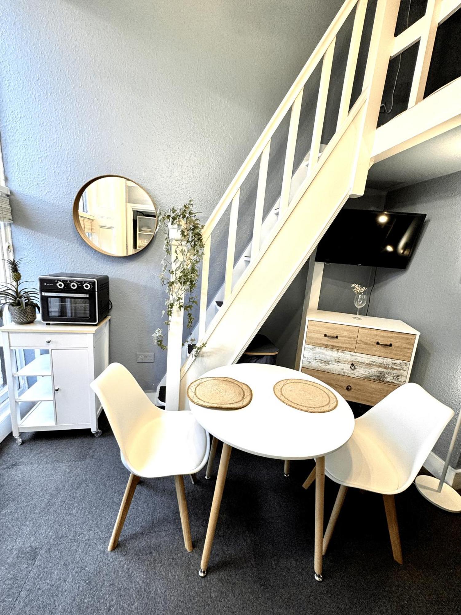 Studio Split Level