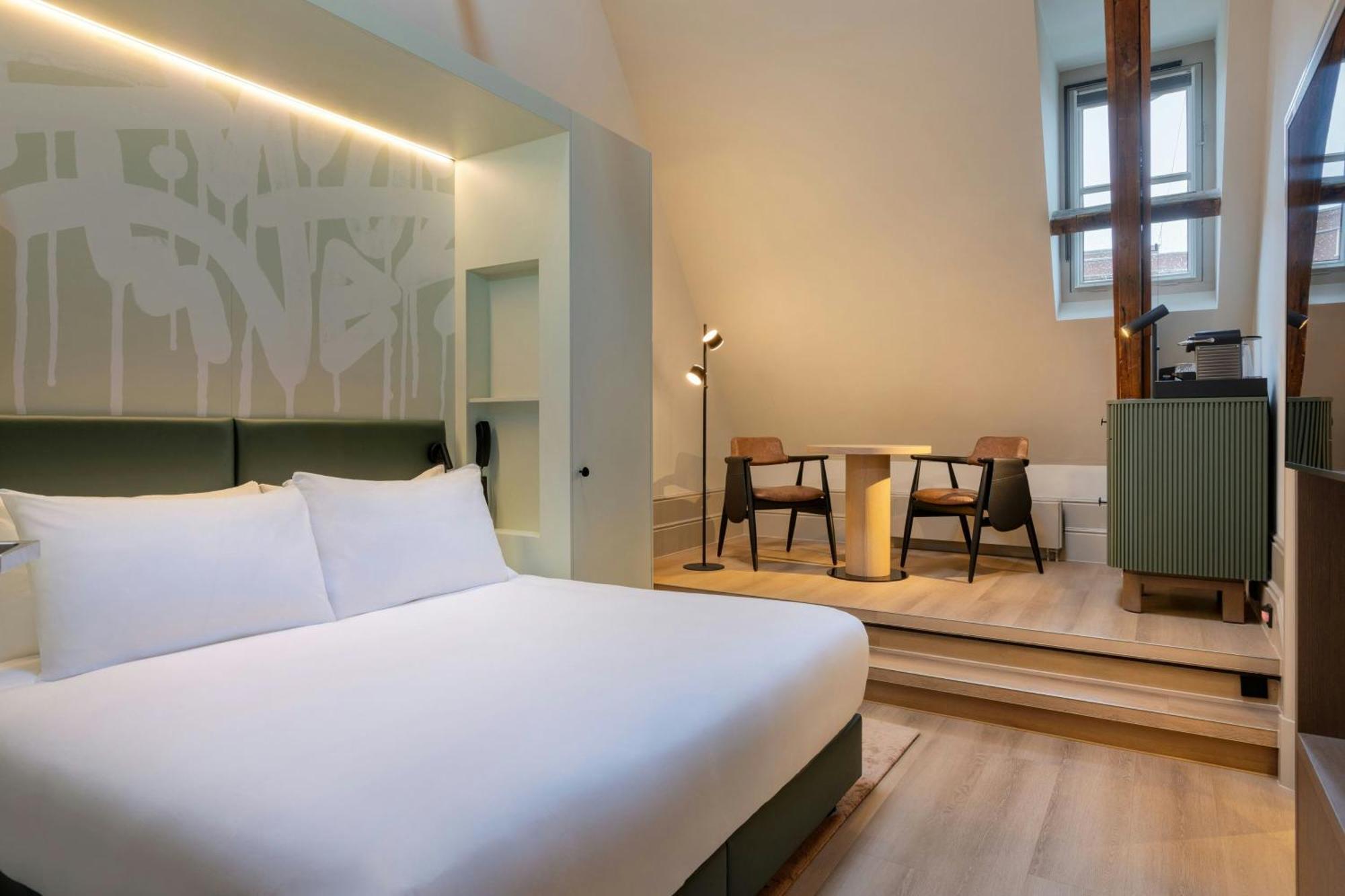 Superior Queen Room