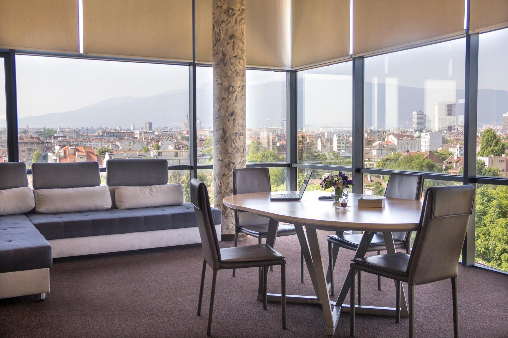 Penthouse Apartment