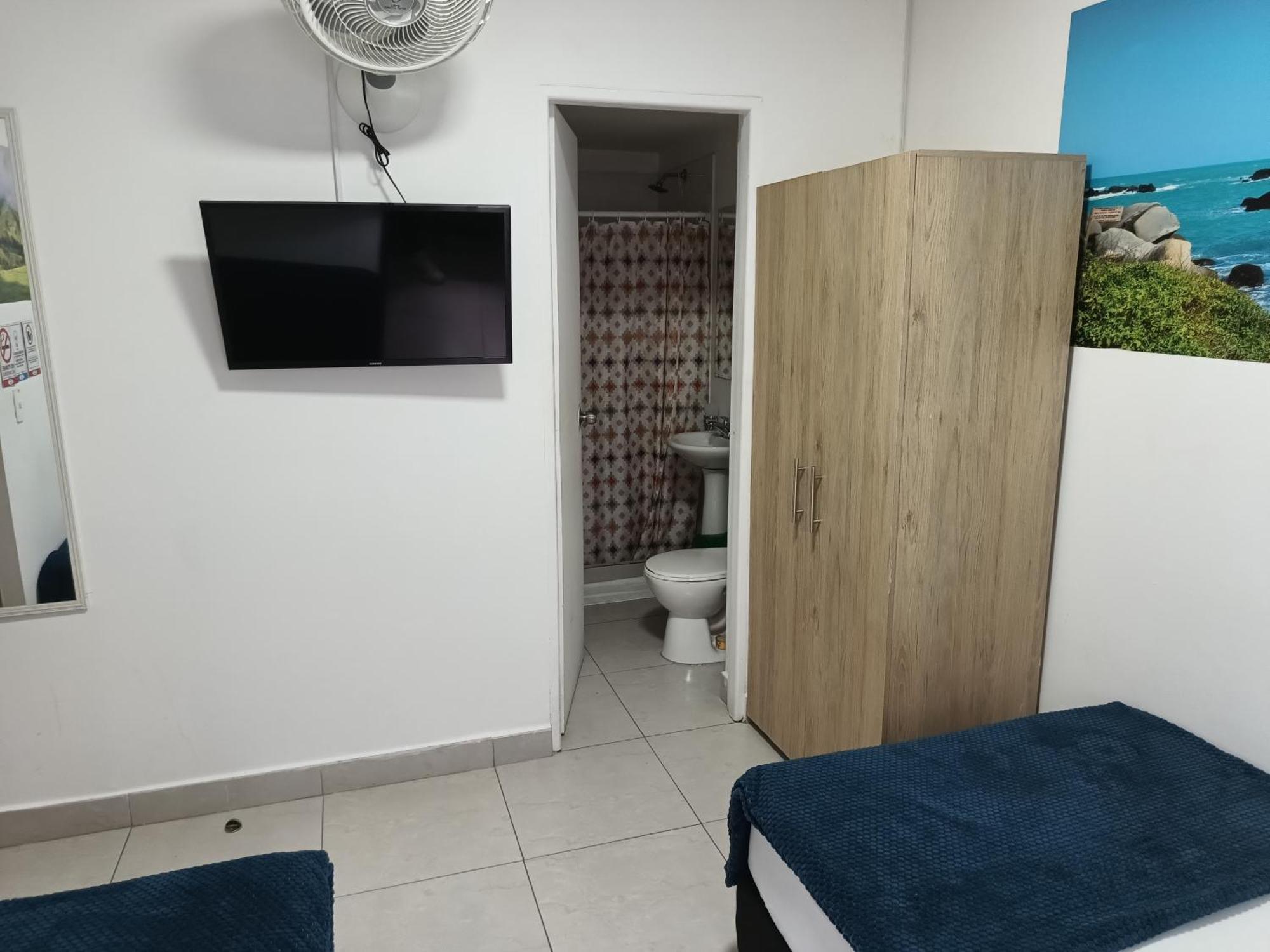 Twin Room Private Bathroom