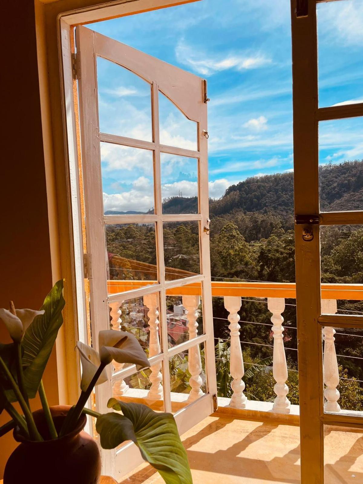 Double Room Mountain View