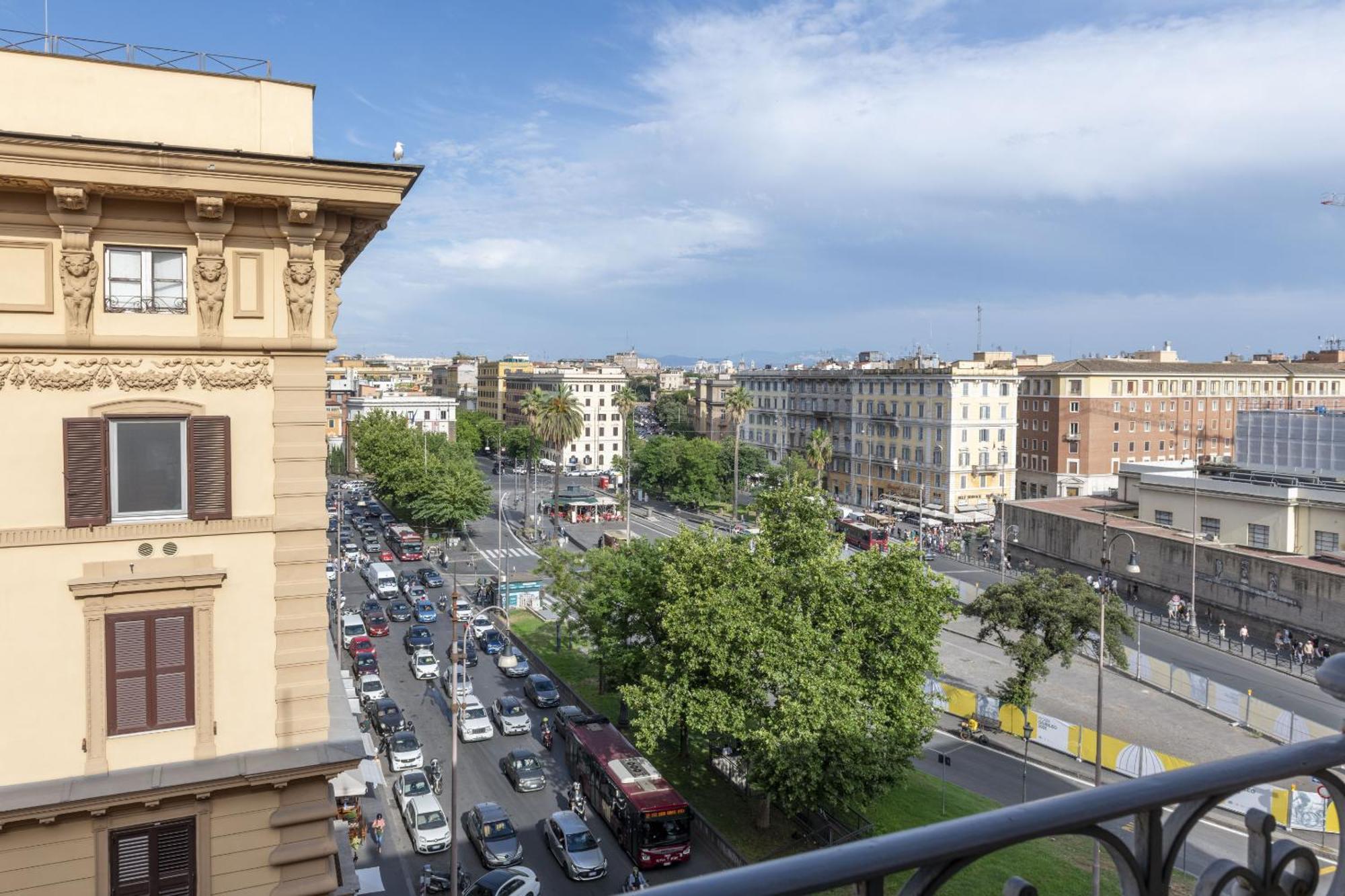 Triple Room Balcony