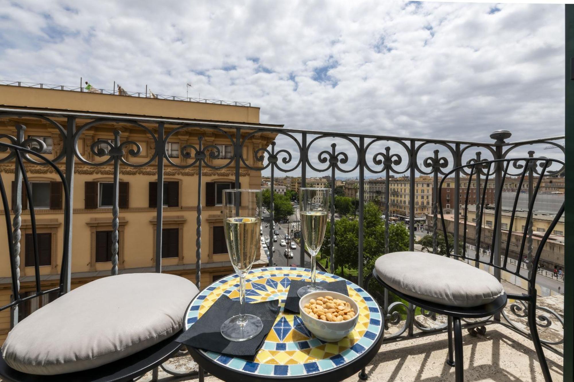Triple Room Balcony