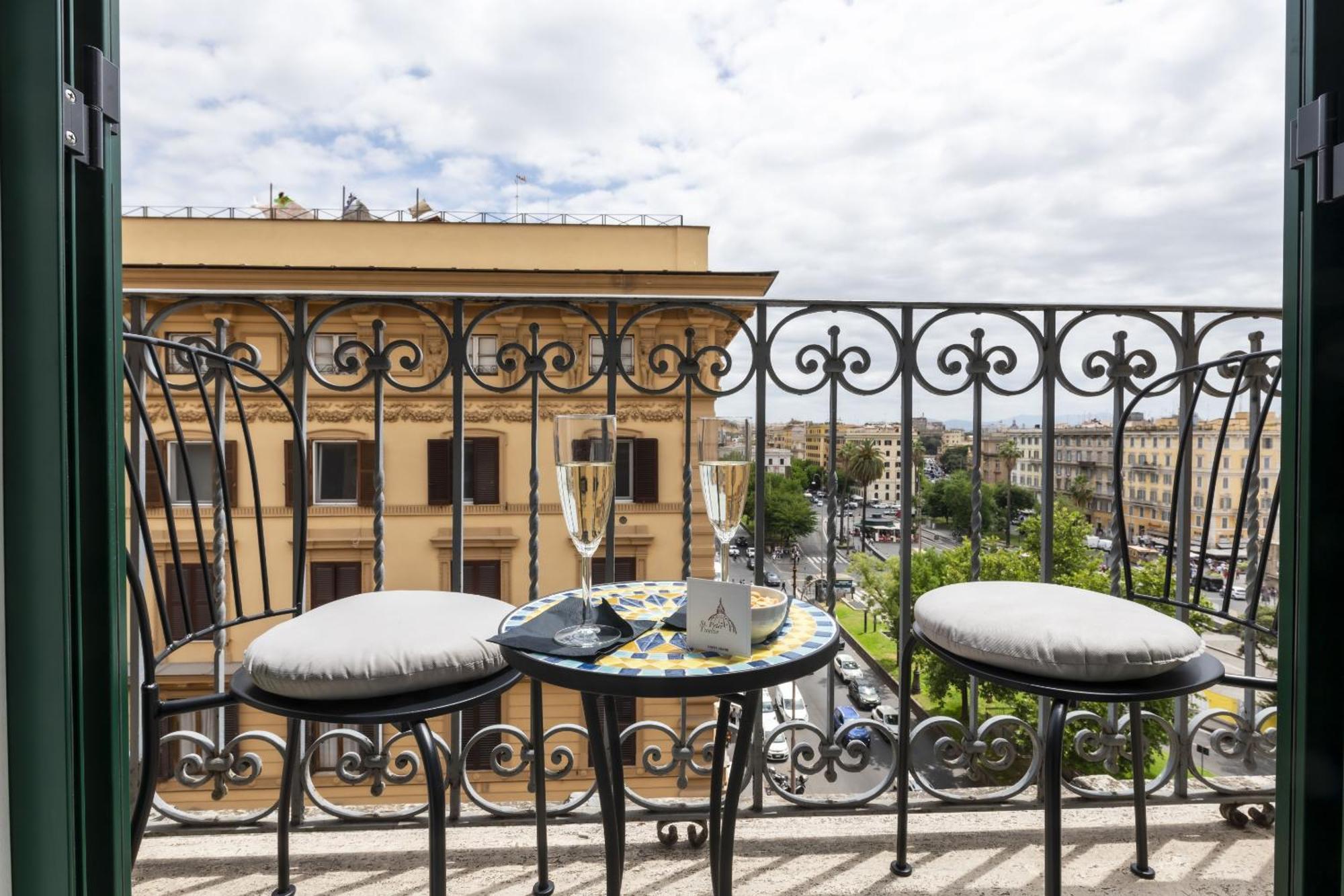 Triple Room Balcony