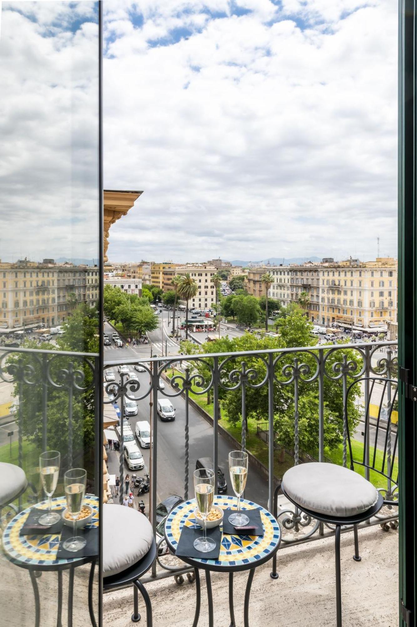 Triple Room Balcony
