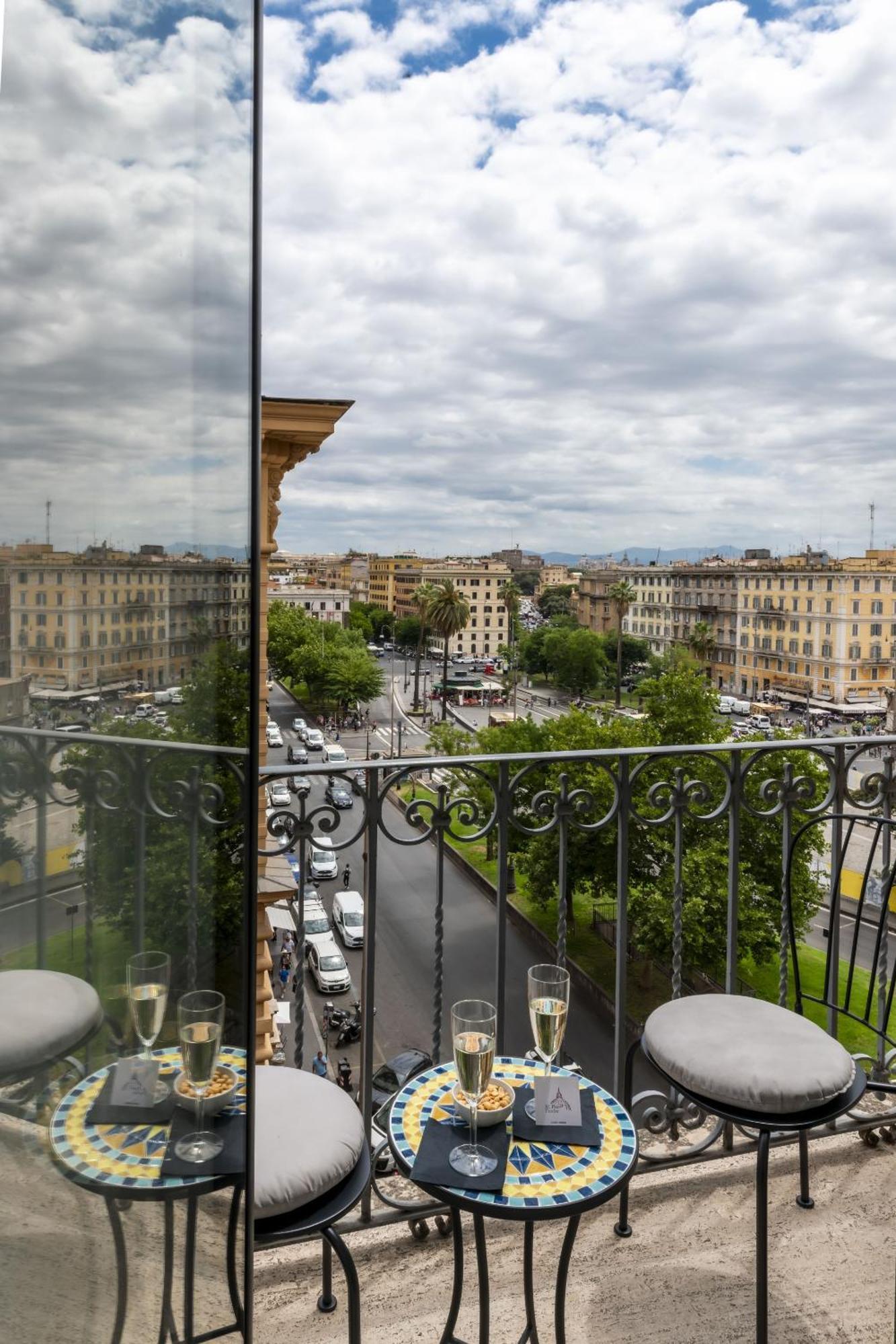 Triple Room Balcony