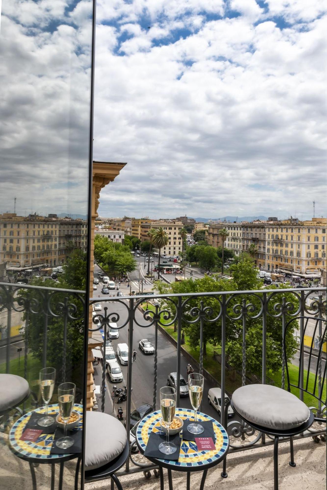 Triple Room Balcony