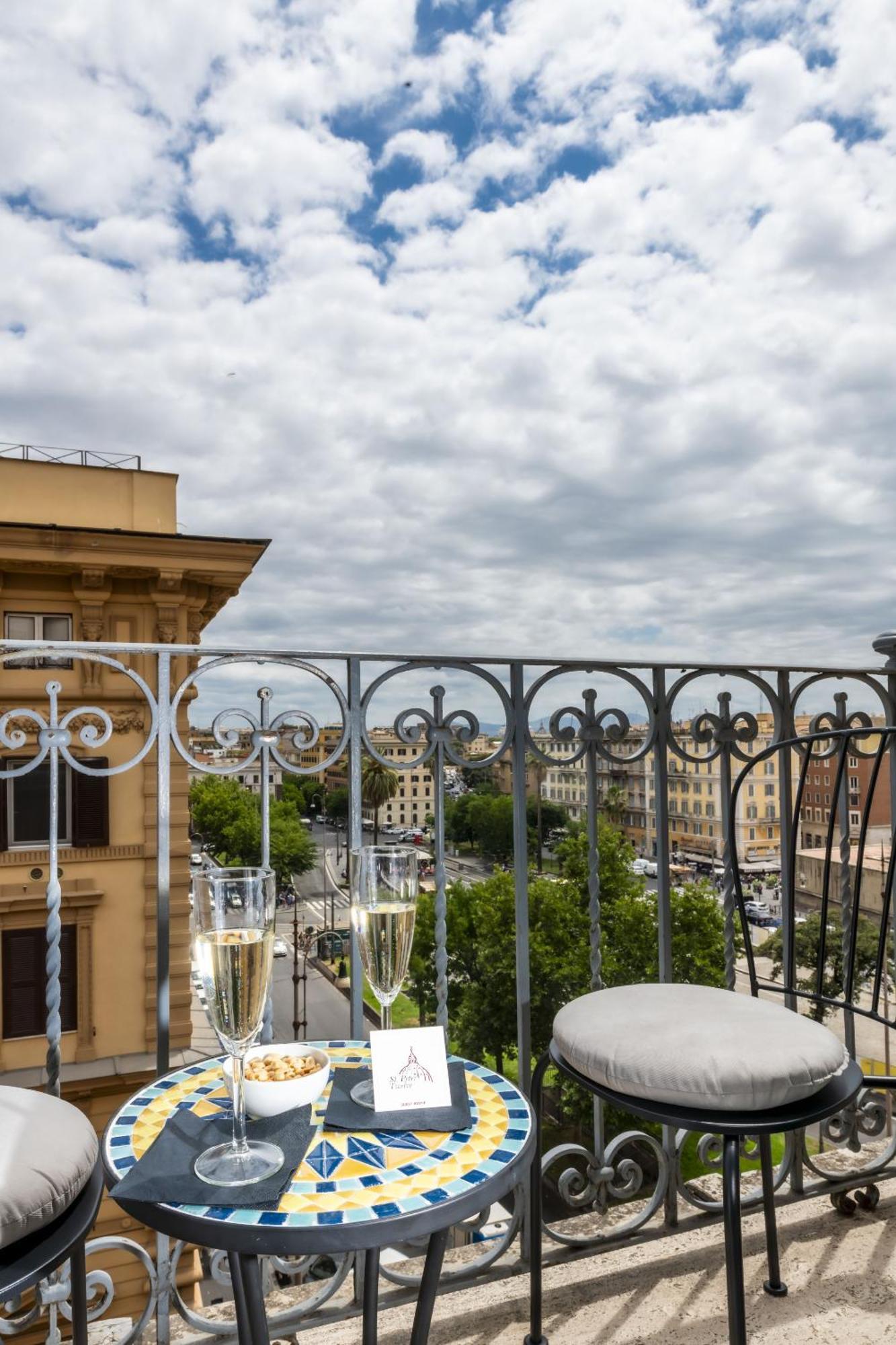 Triple Room Balcony