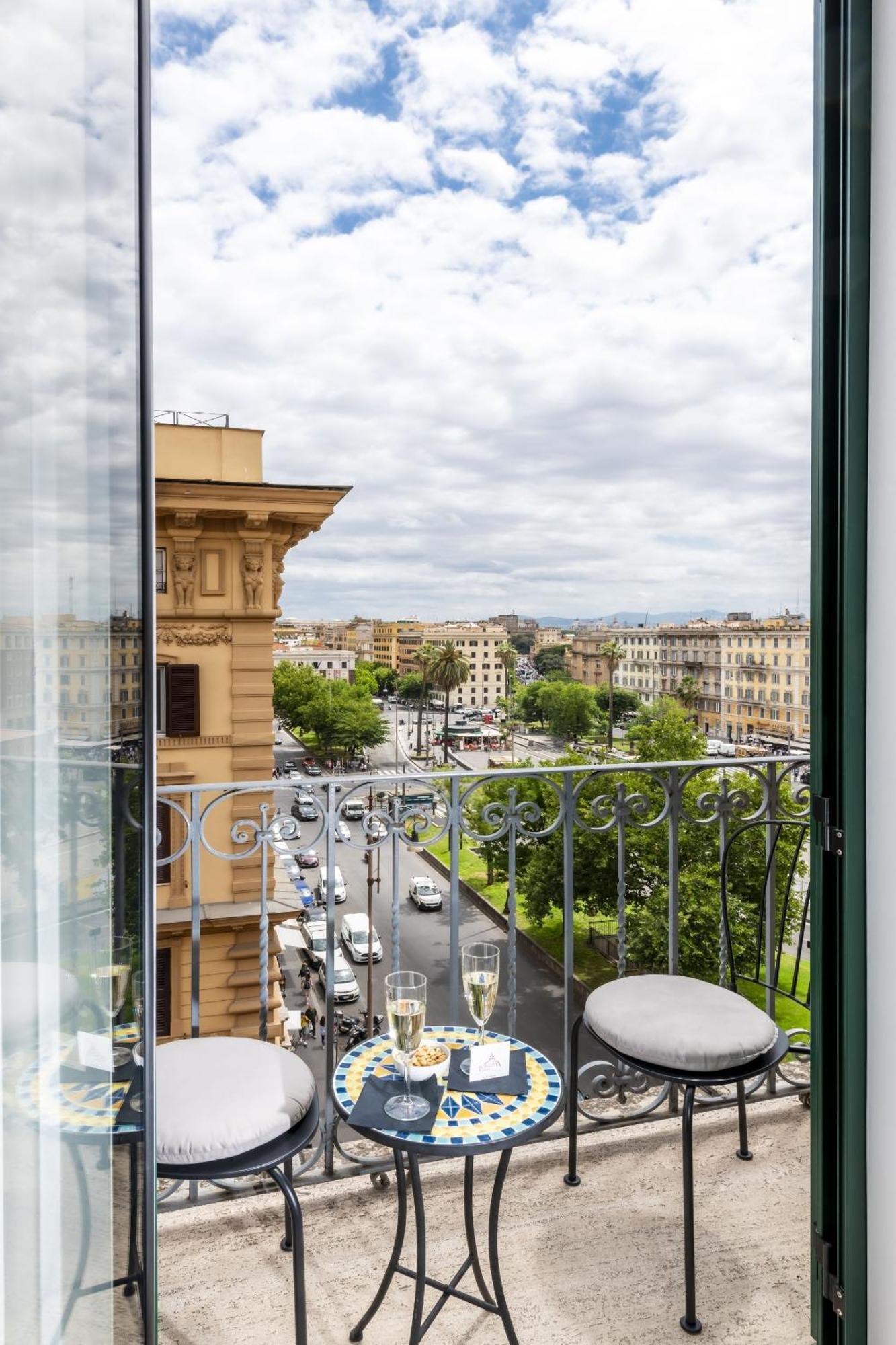 Triple Room Balcony