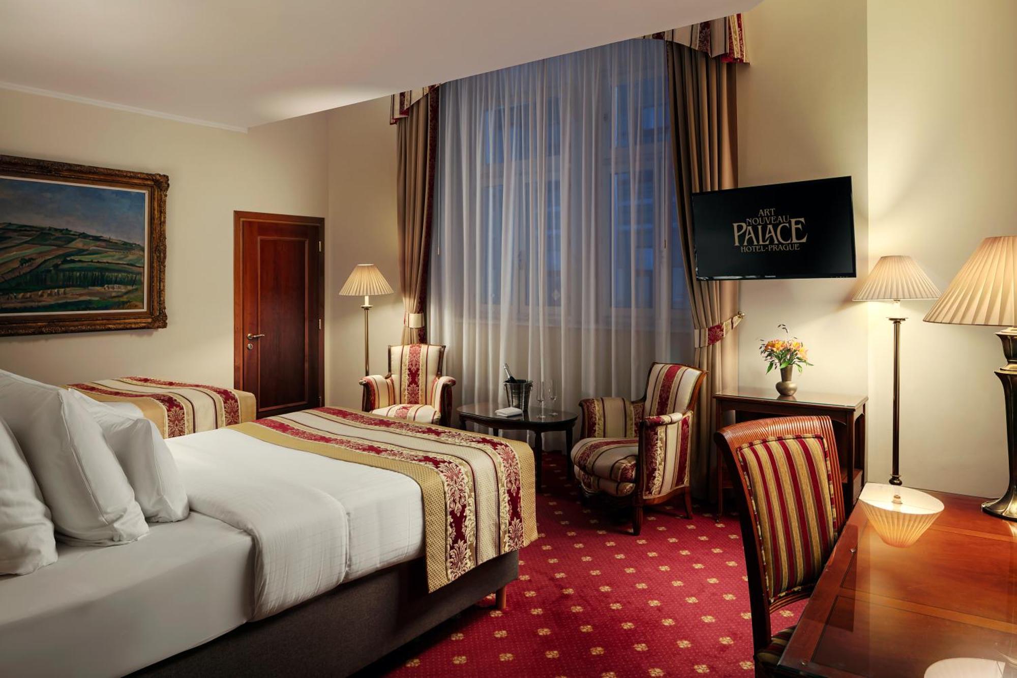 Art Nouveau King Suite