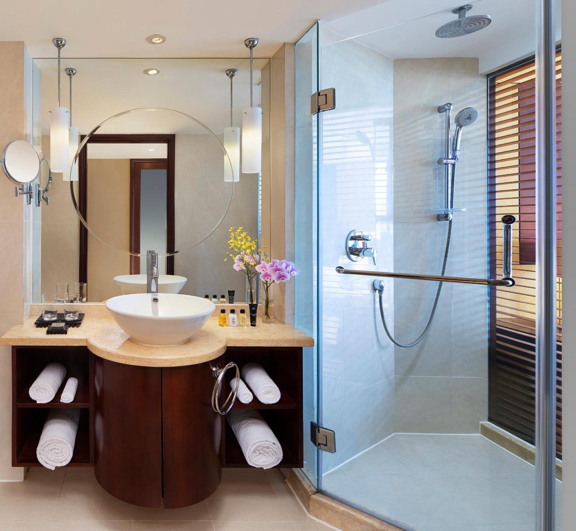 Collection Executive Room