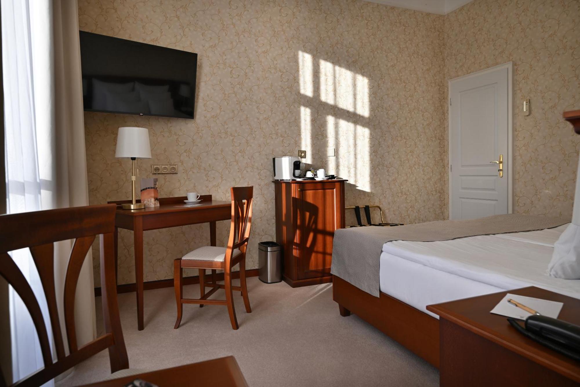 Standard Double Room Extra Bed