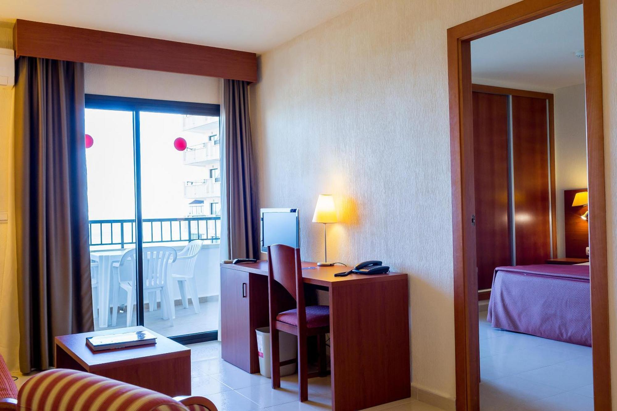 Twin Room Sea View