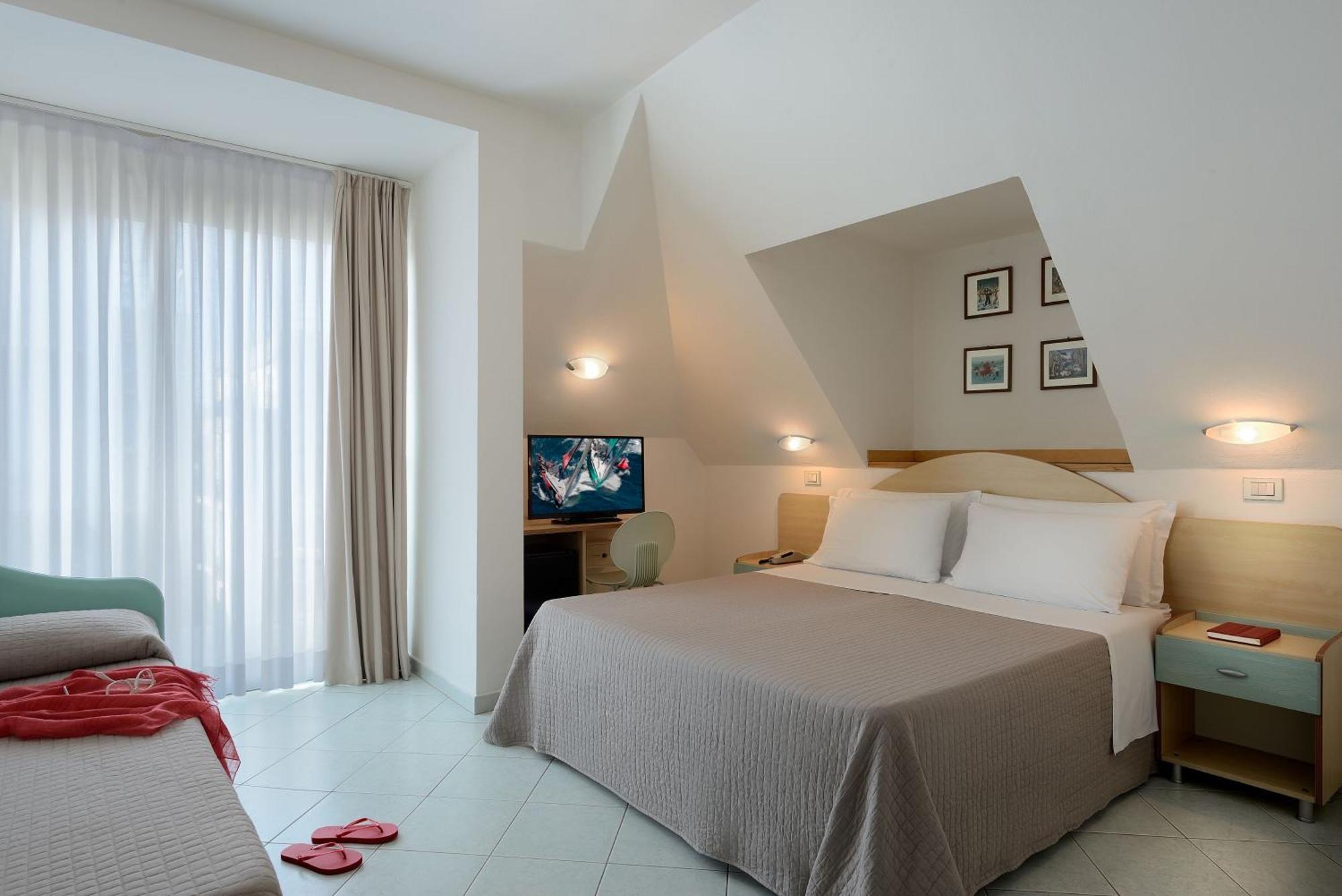 Chambre Quadruple Confort